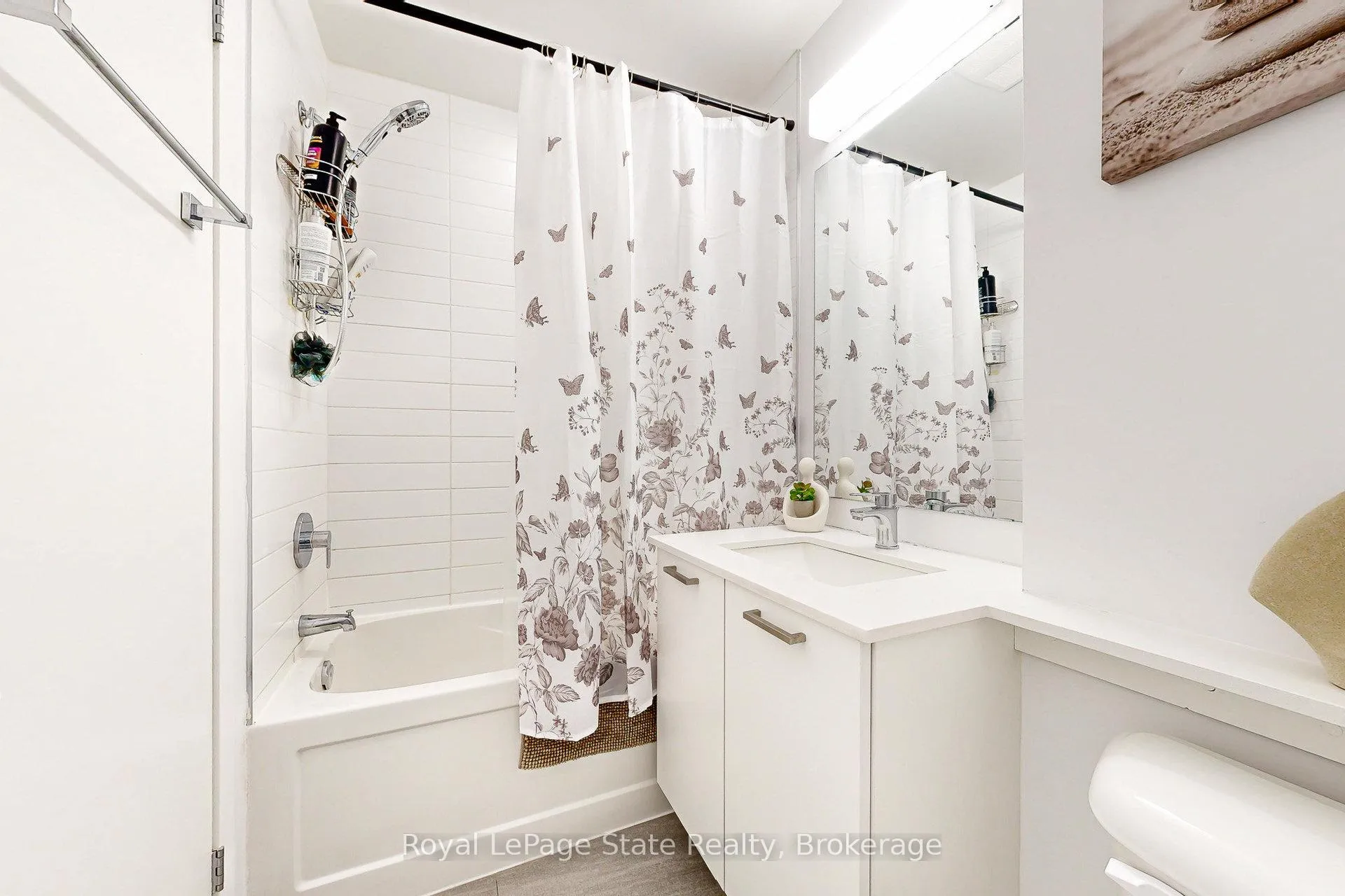 Photo 14 of Unit 502, 479 Charlton Avenue E, Hamilton, Stinson — HOMEH