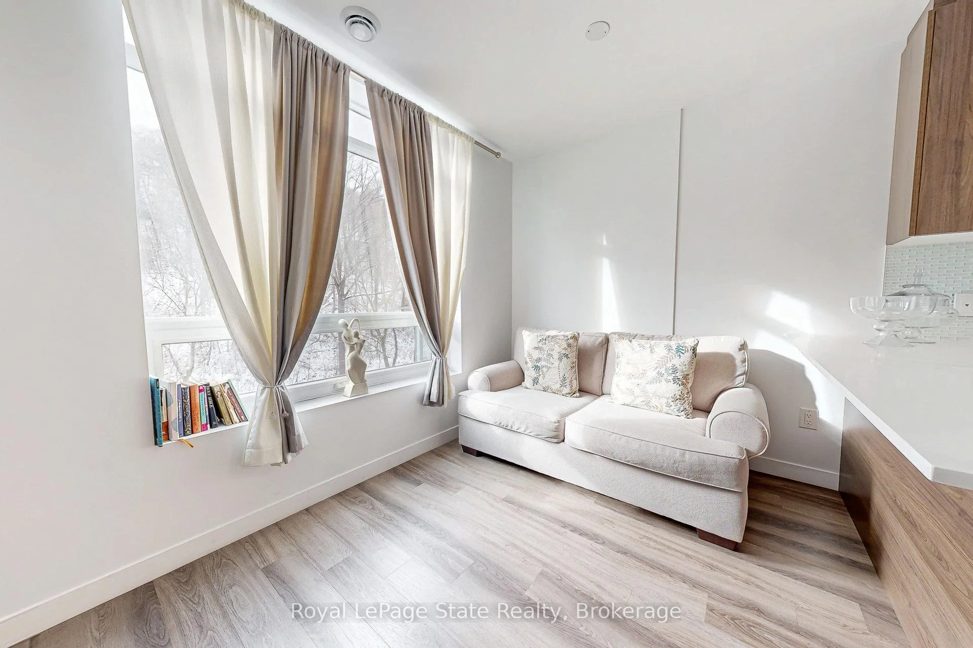 Photo 24 of Unit 502, 479 Charlton Avenue E, Hamilton, Stinson — HOMEH