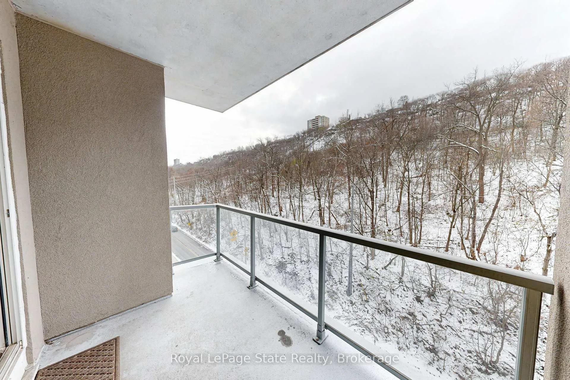 Photo 34 of Unit 502, 479 Charlton Avenue E, Hamilton, Stinson — HOMEH