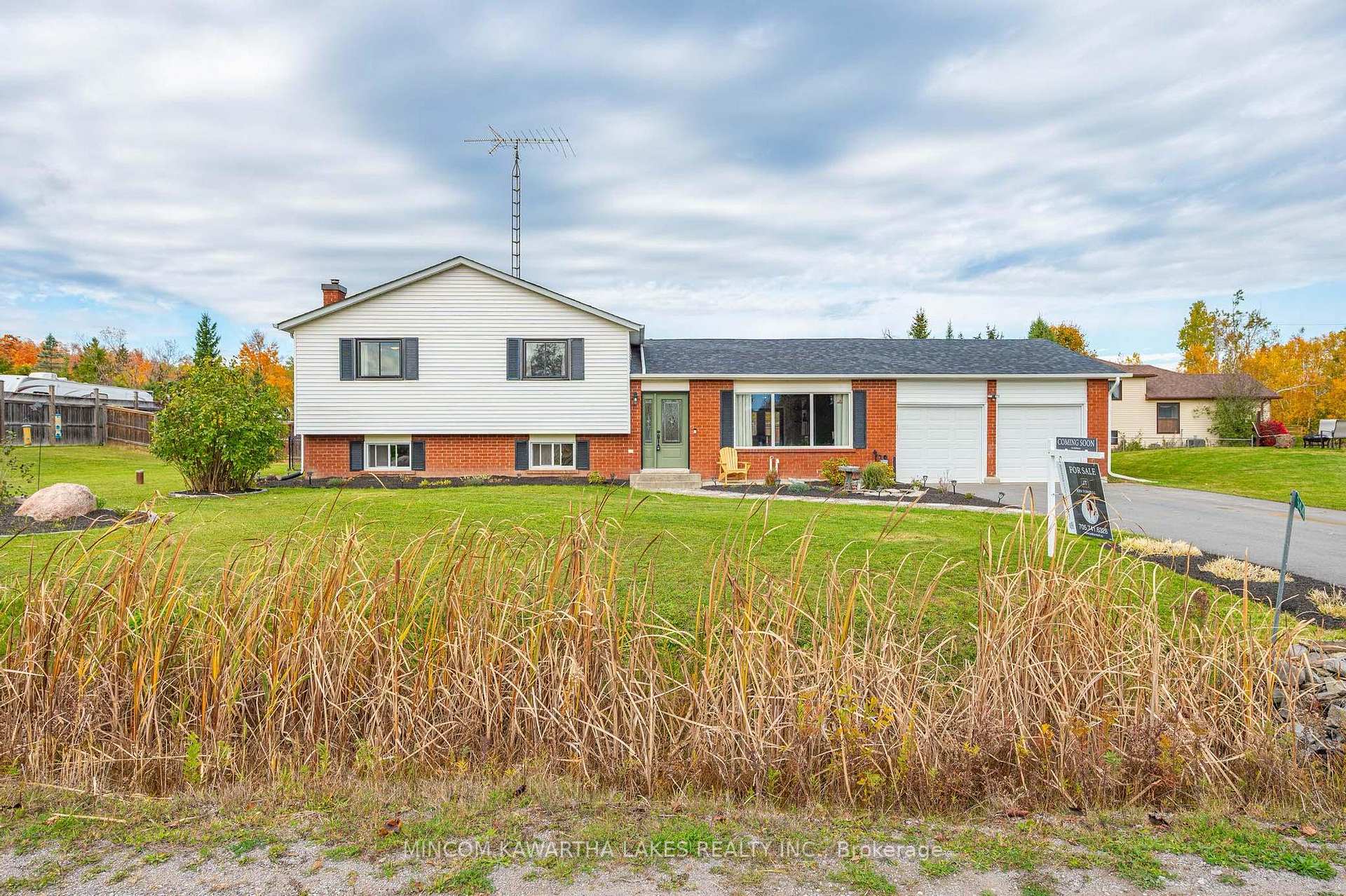 Photo 1 of 944 Blue Jay Street, Cavan Monaghan, Cavan Twp — HOMEH