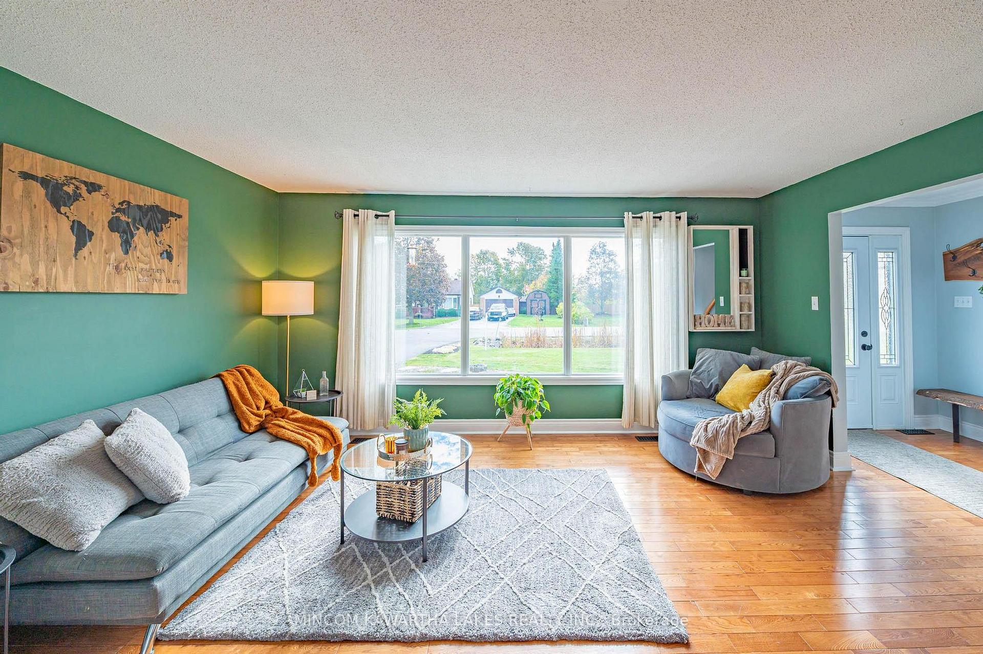 Photo 8 of 944 Blue Jay Street, Cavan Monaghan, Cavan Twp — HOMEH