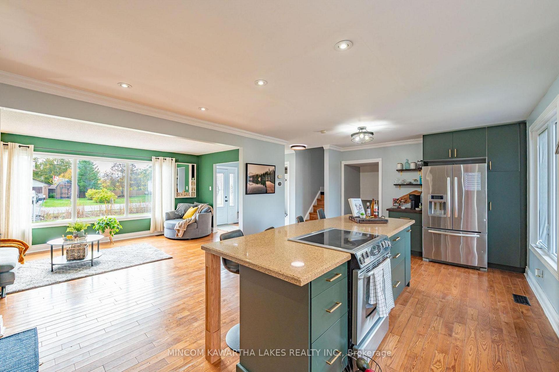 Photo 17 of 944 Blue Jay Street, Cavan Monaghan, Cavan Twp — HOMEH