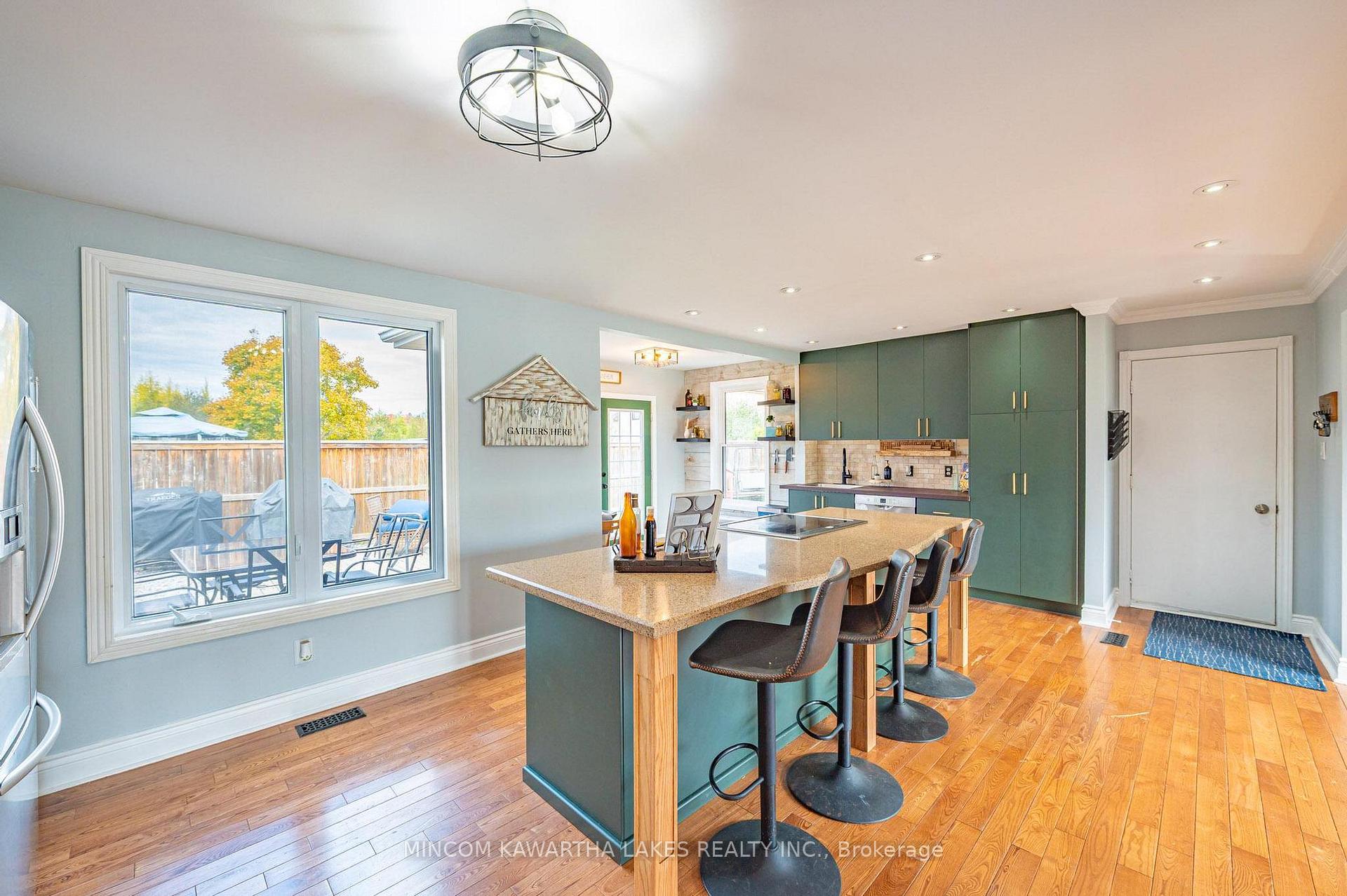 Photo 13 of 944 Blue Jay Street, Cavan Monaghan, Cavan Twp — HOMEH