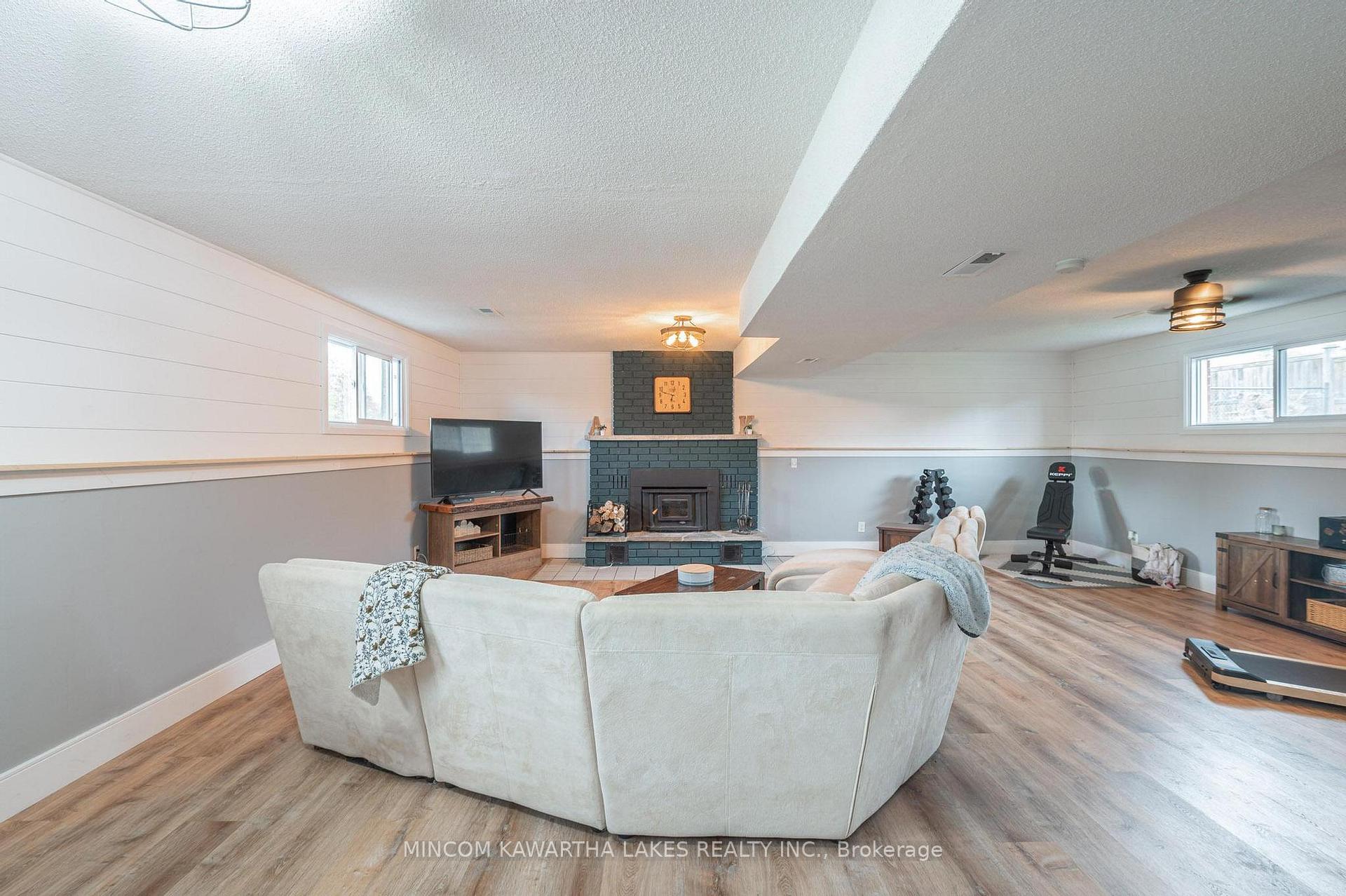 Photo 31 of 944 Blue Jay Street, Cavan Monaghan, Cavan Twp — HOMEH
