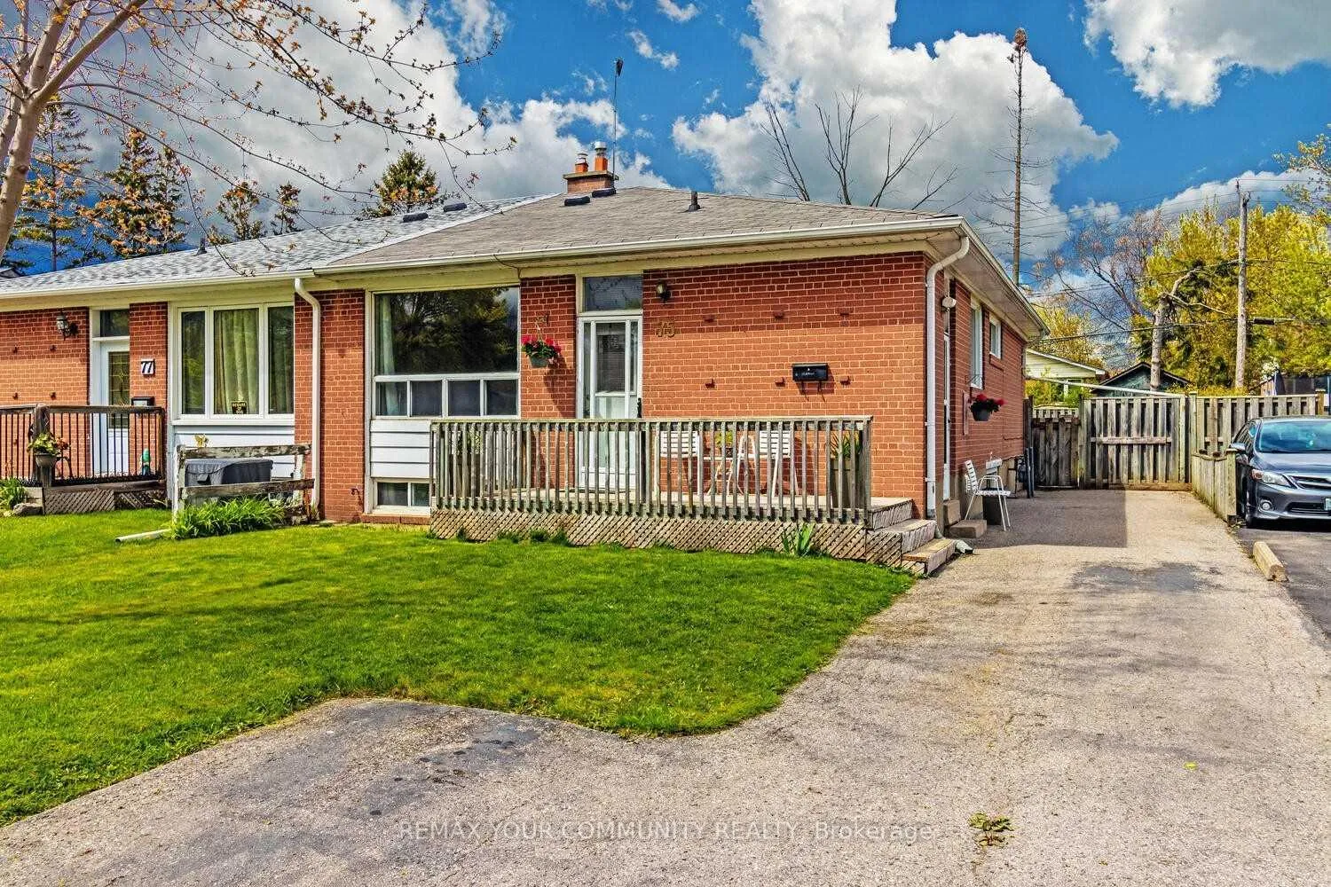 Photo 2 of 75 Tulloch Drive, Ajax, South East — HOMEH