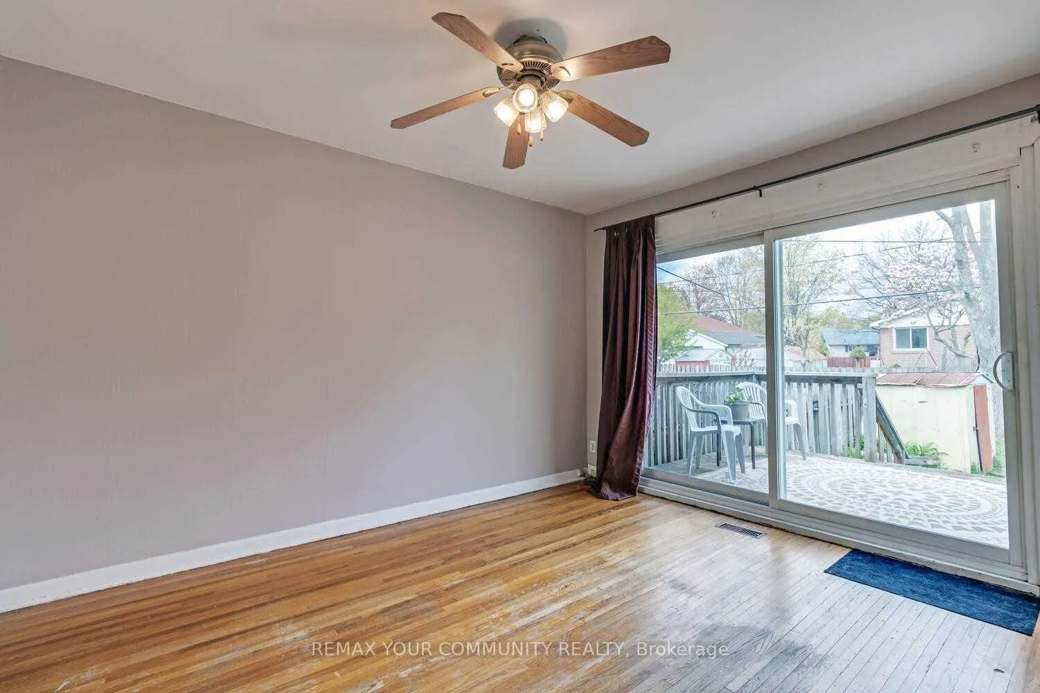 Photo 9 of 75 Tulloch Drive, Ajax, South East — HOMEH