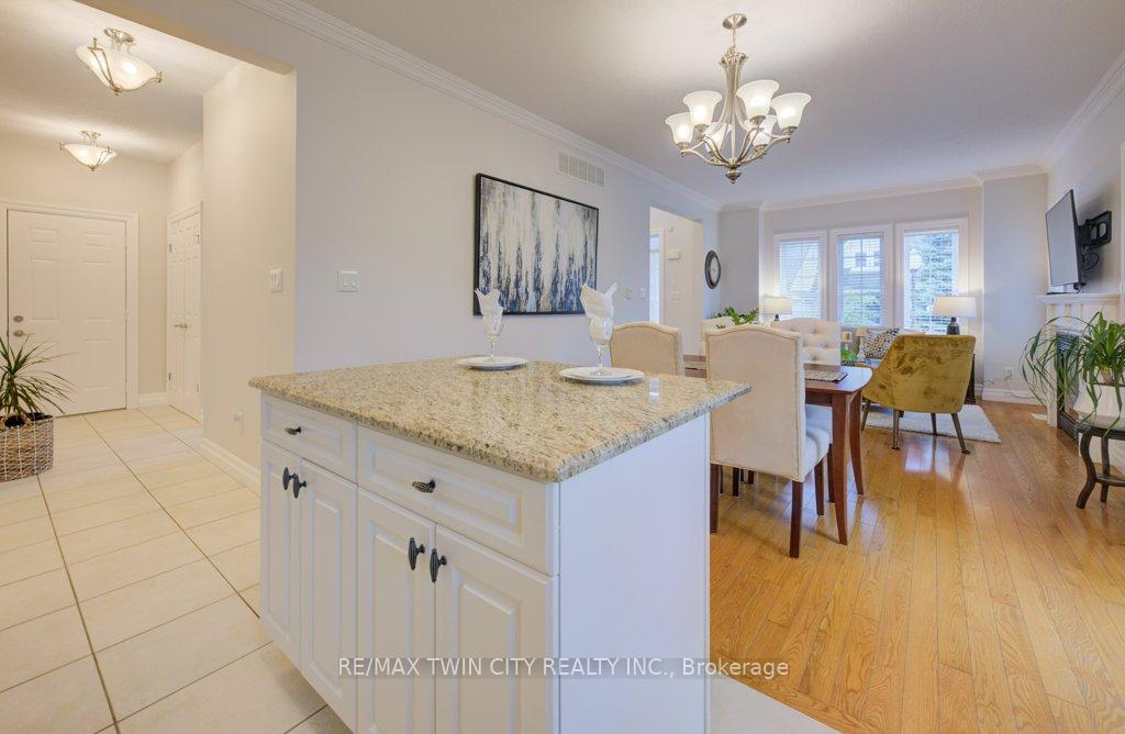Photo 12 of Unit 11, 276 Sims Estate Drive, Kitchener — HOMEH