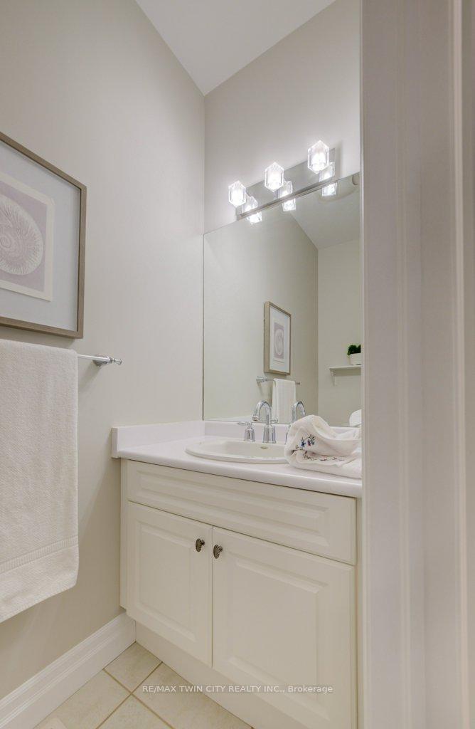 Photo 25 of Unit 11, 276 Sims Estate Drive, Kitchener — HOMEH