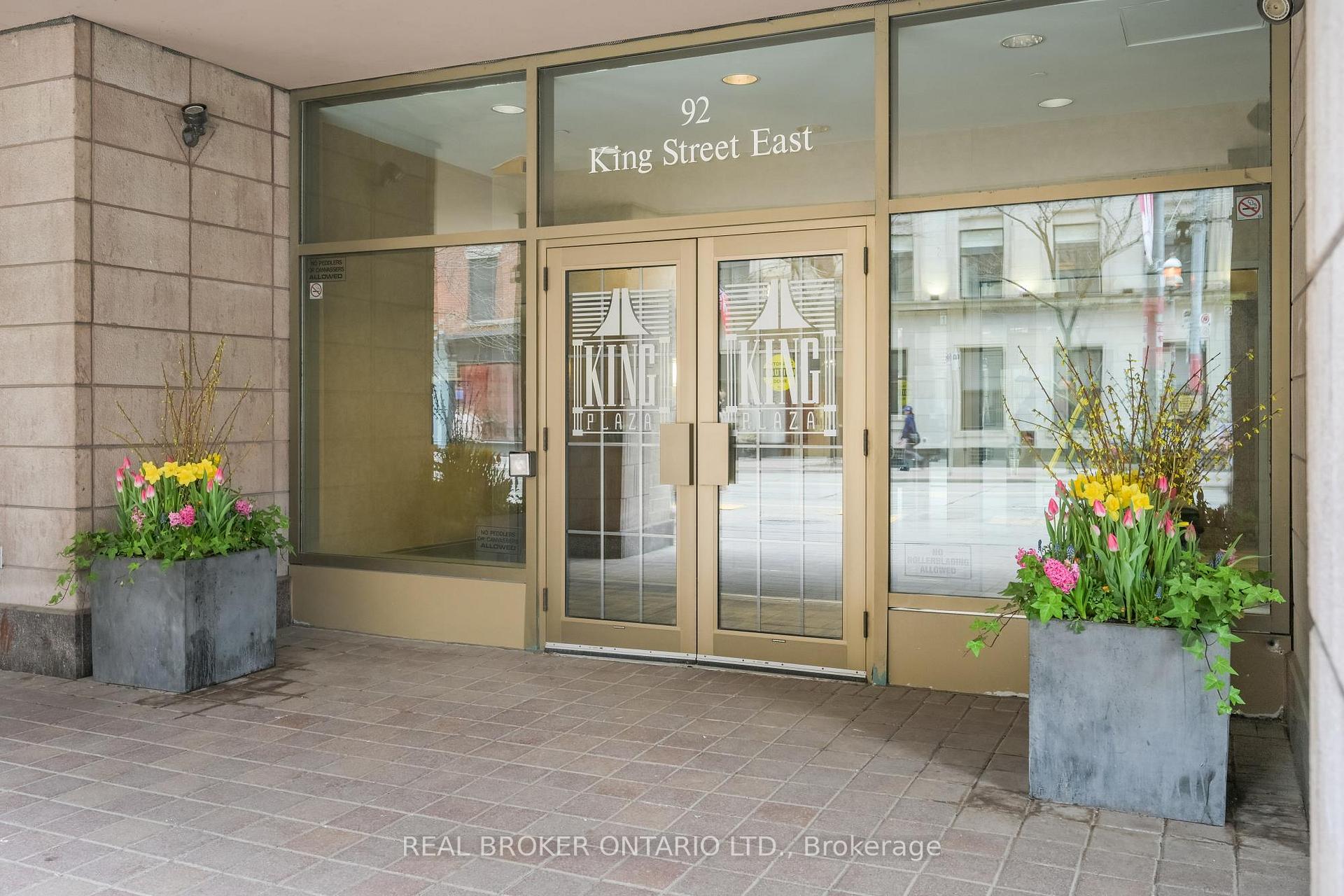 Photo 3 of Unit 508, 92 King Street E, Toronto, Church-Yonge Corridor — HOMEH