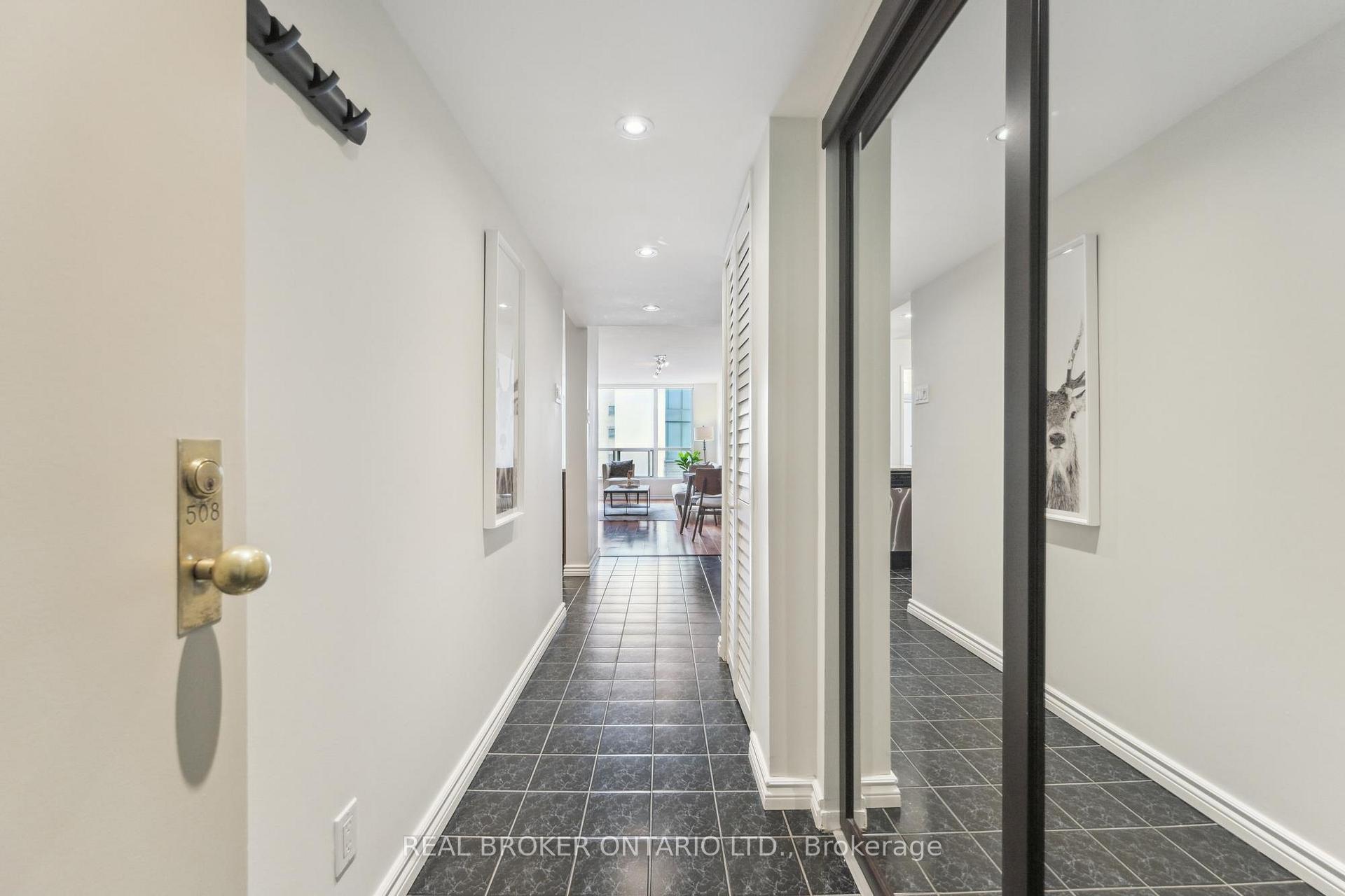 Photo 4 of Unit 508, 92 King Street E, Toronto, Church-Yonge Corridor — HOMEH