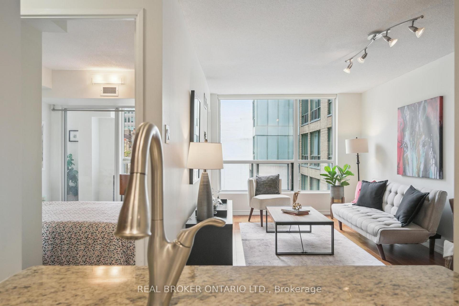 Photo 10 of Unit 508, 92 King Street E, Toronto, Church-Yonge Corridor — HOMEH
