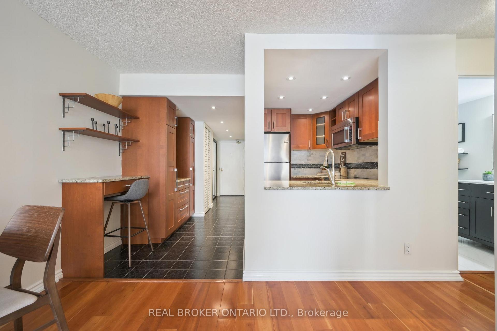 Photo 11 of Unit 508, 92 King Street E, Toronto, Church-Yonge Corridor — HOMEH