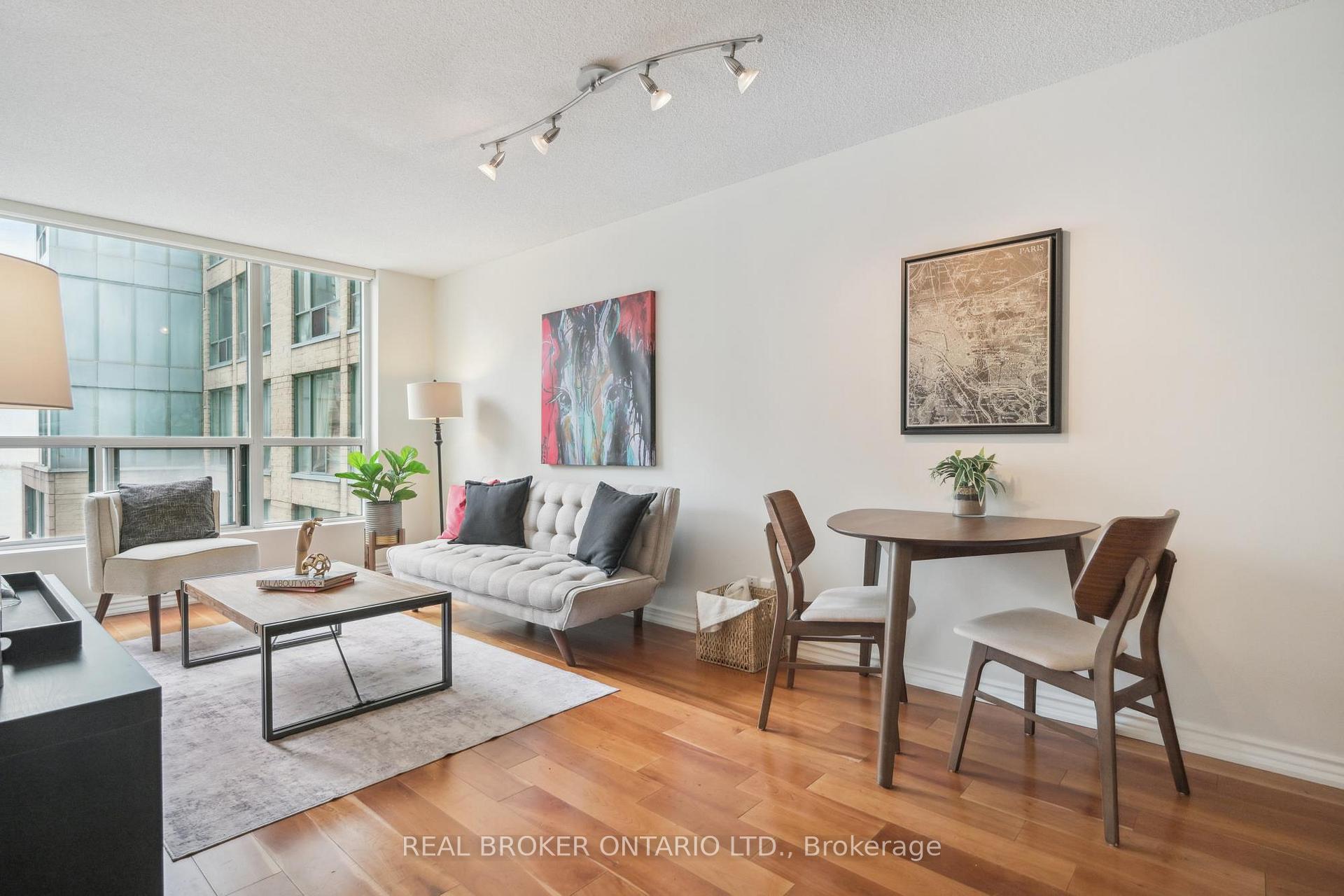 Photo 13 of Unit 508, 92 King Street E, Toronto, Church-Yonge Corridor — HOMEH