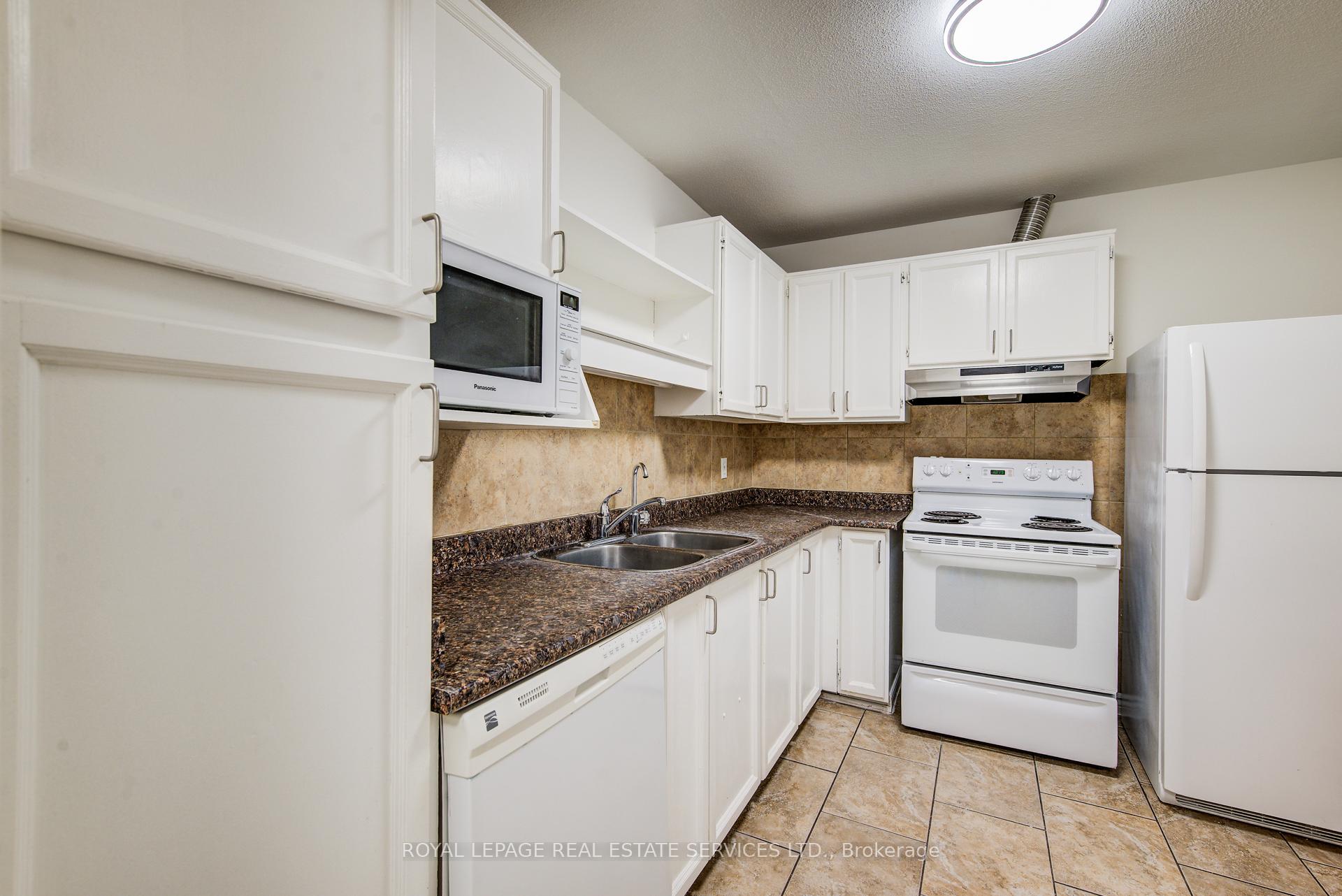 Photo 11 of 104 McDougall Road, Waterloo, Beechwood — HOMEH