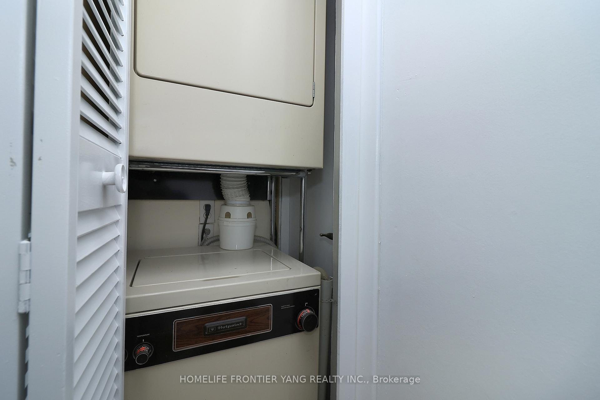 Photo 21 of Unit 21, 2697 Lake Shore Boulevard W, Etobicoke, Mimico — HOMEH