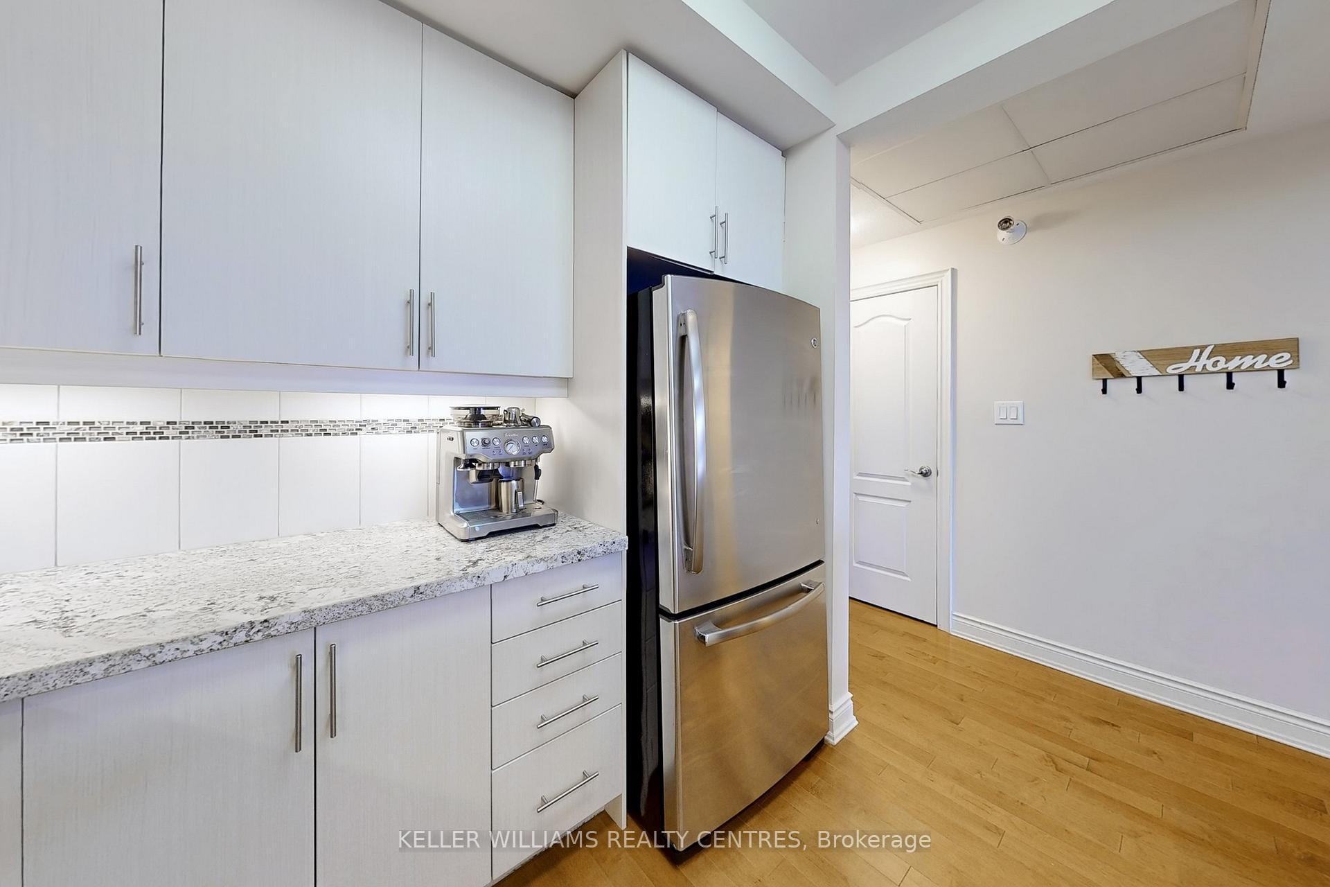 Photo 9 of Unit 302, 2 Briar Hill Heights, New Tecumseth, Alliston — HOMEH