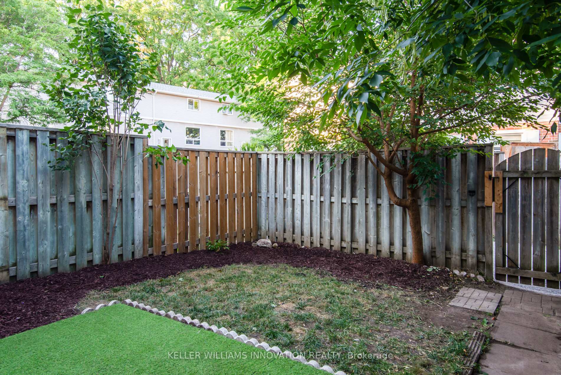 Photo 35 of Unit 8, 450 Pioneer Drive, Kitchener — HOMEH
