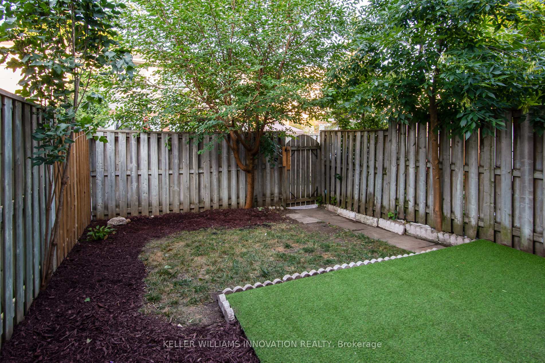 Photo 38 of Unit 8, 450 Pioneer Drive, Kitchener — HOMEH