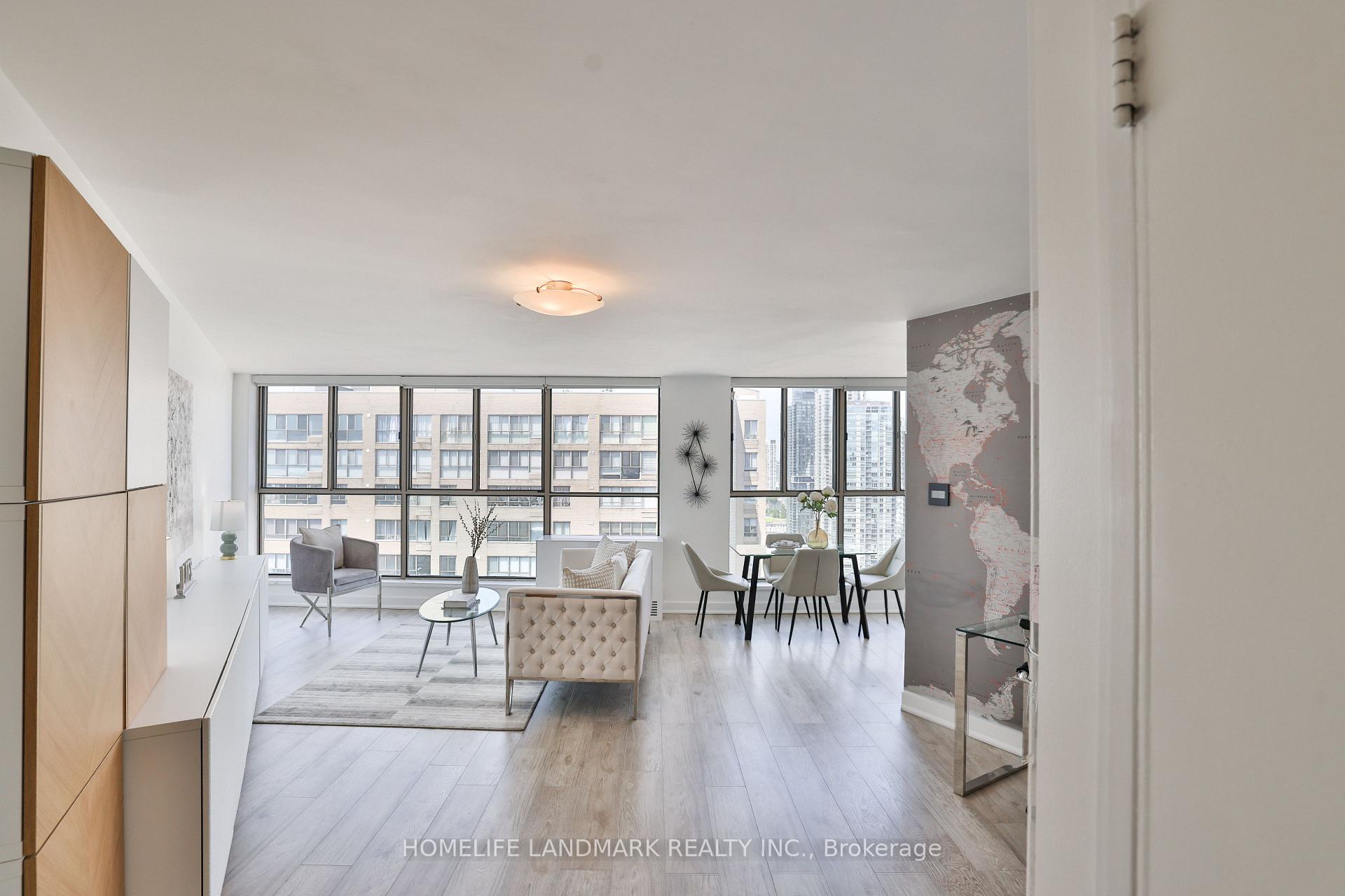 Photo 3 of Unit 3005, 260 Queens Quay W, Toronto, Waterfront Communities — HOMEH