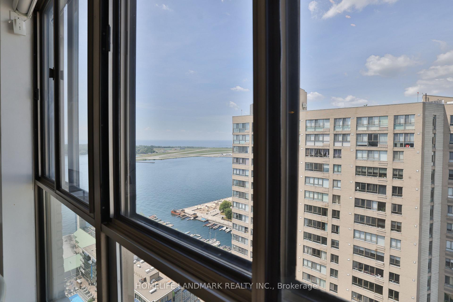Photo 8 of Unit 3005, 260 Queens Quay W, Toronto, Waterfront Communities — HOMEH