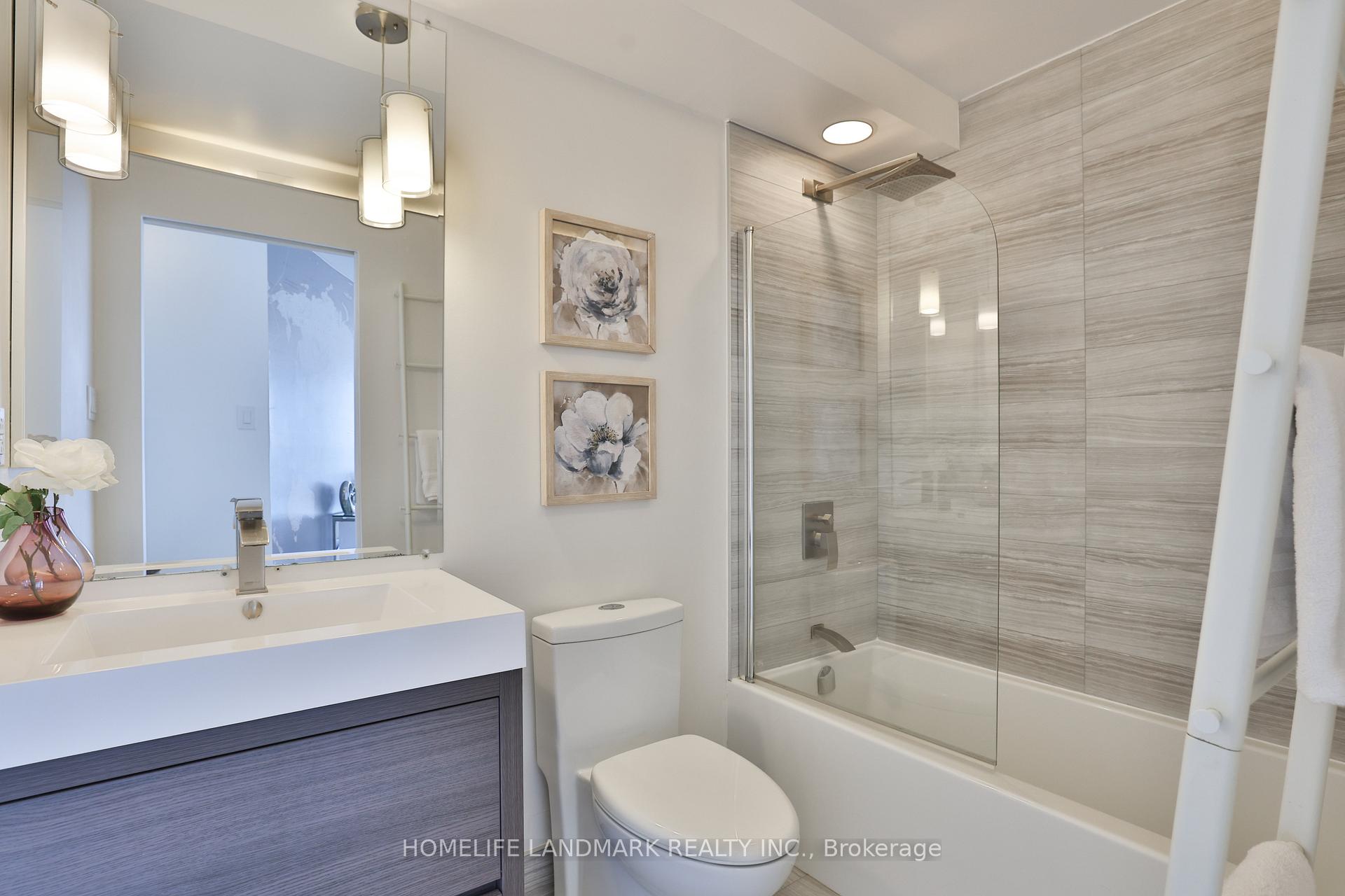 Photo 15 of Unit 3005, 260 Queens Quay W, Toronto, Waterfront Communities — HOMEH