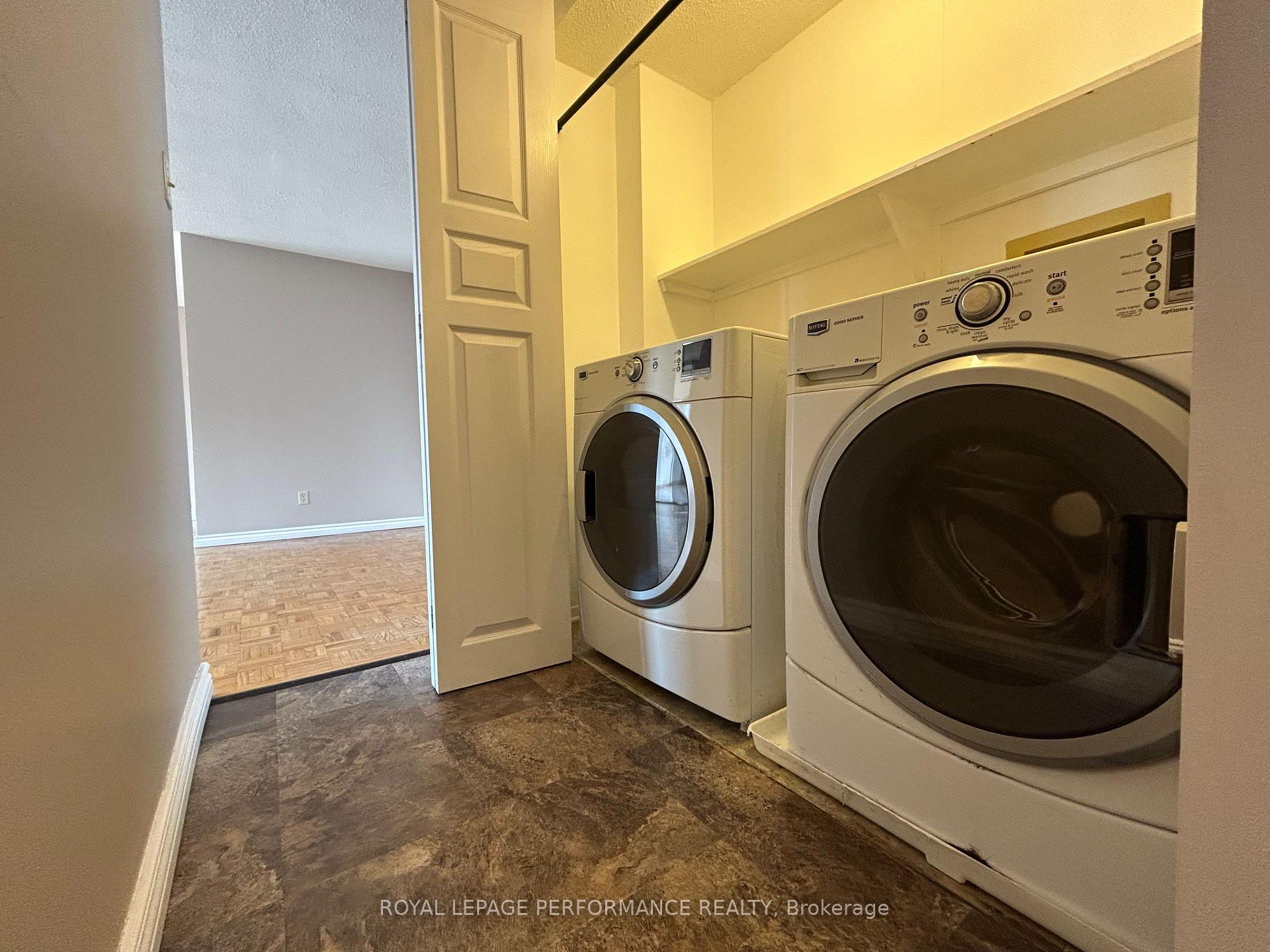 Photo 18 of Unit 1611, 2760 Carousel Crescent, Ottawa, Emerald Woods/Sawmill Creek — HOMEH
