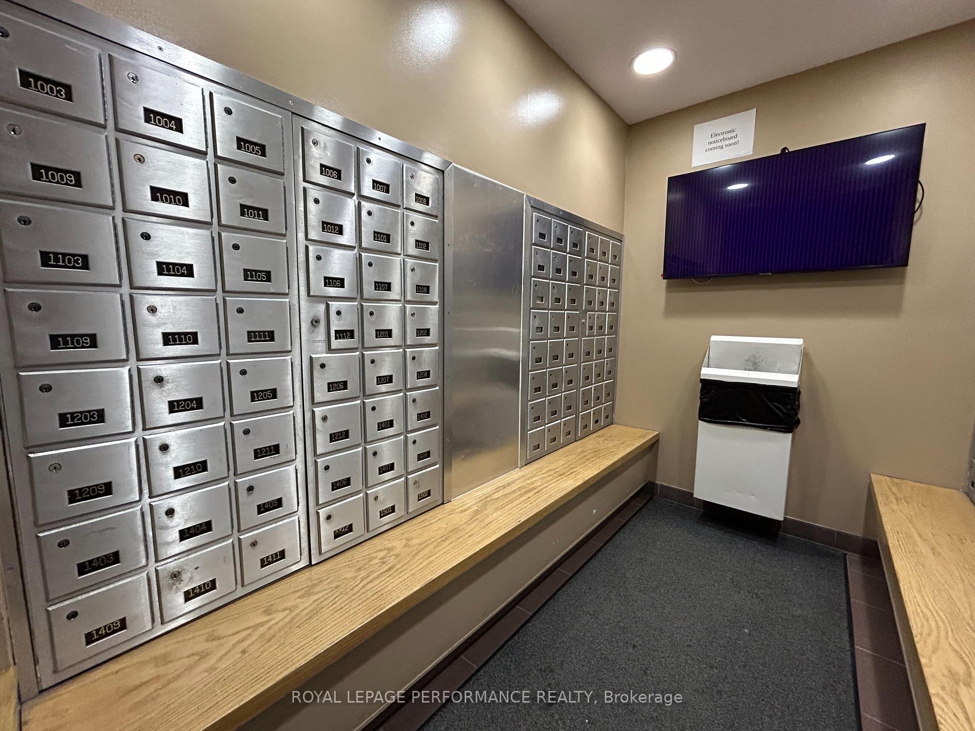 Photo 28 of Unit 1611, 2760 Carousel Crescent, Ottawa, Emerald Woods/Sawmill Creek — HOMEH