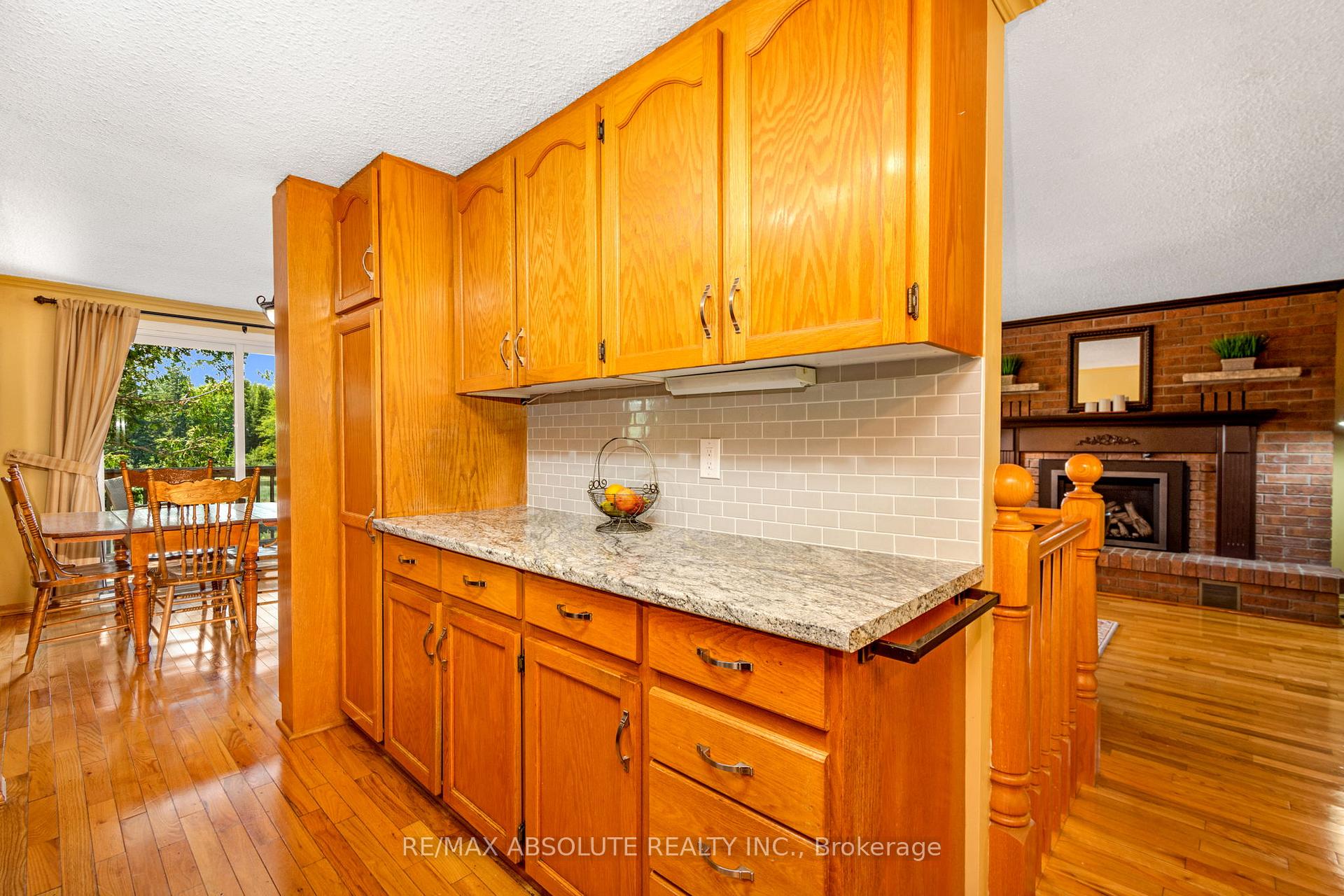 Photo 11 of 232 Mississippi Drive, Ottawa, Kinburn — HOMEH