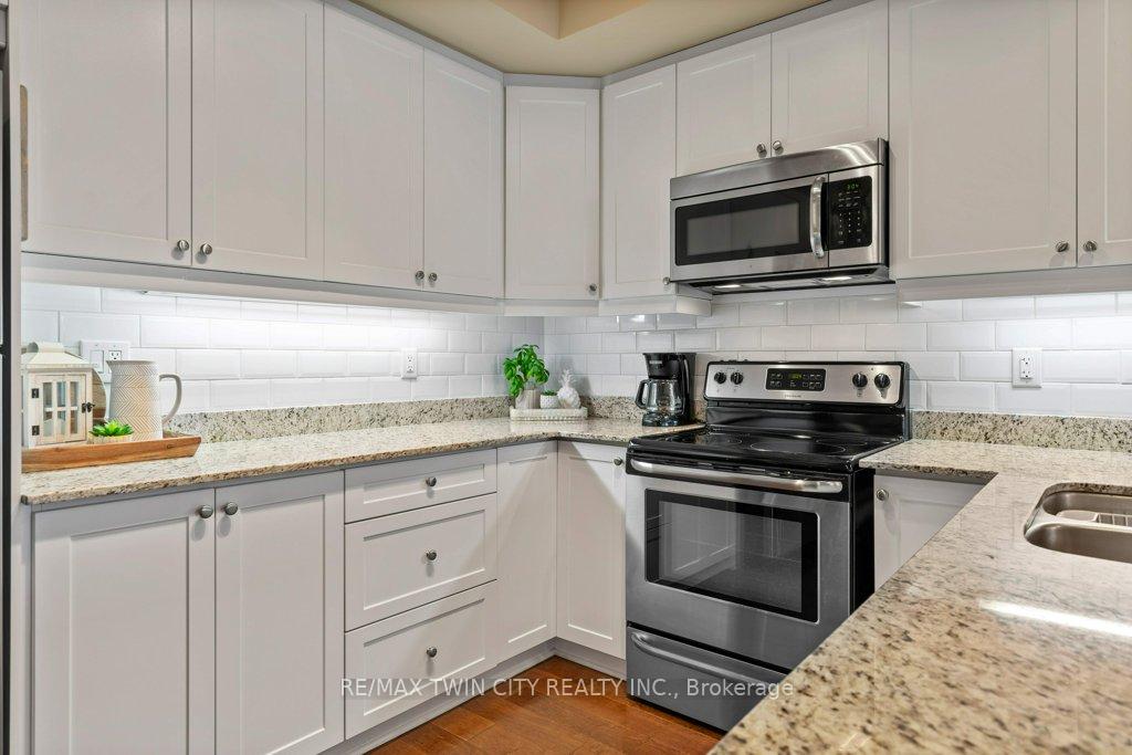 Photo 4 of Unit 1004, 539 Belmont Avenue W, Kitchener — HOMEH