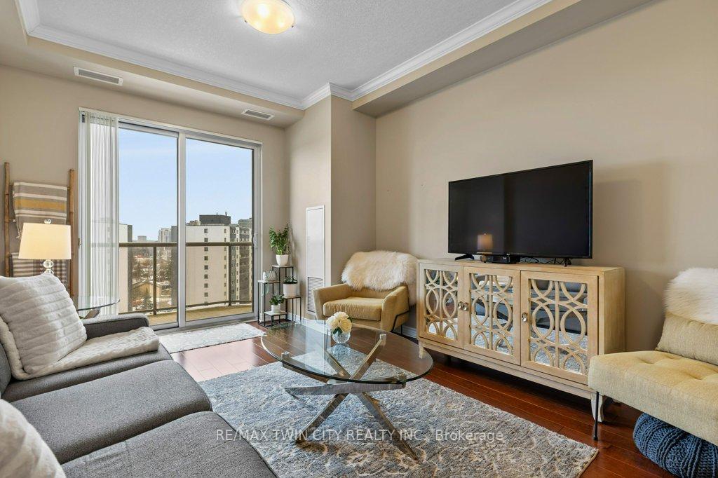Photo 6 of Unit 1004, 539 Belmont Avenue W, Kitchener — HOMEH