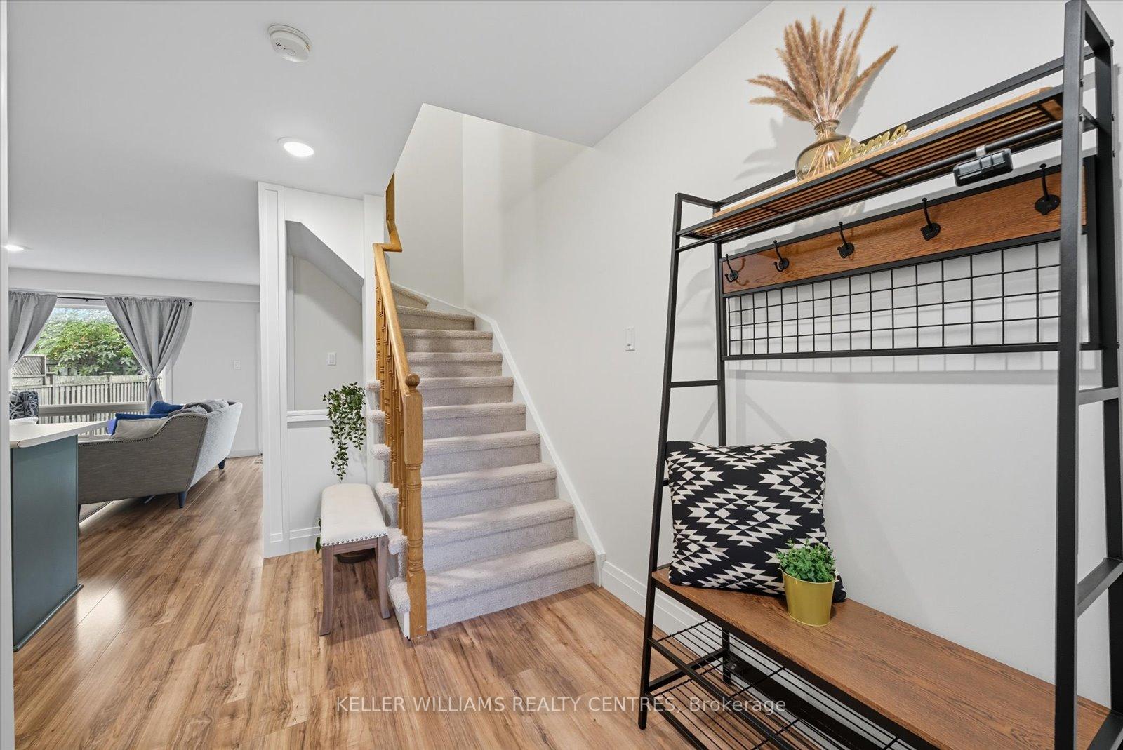 Photo 7 of 131 Leslie Avenue, Barrie, Holly — HOMEH