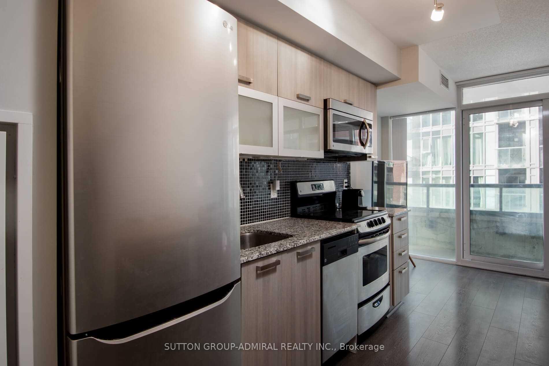 Photo 5 of Unit 512W, 36 Lisgar Street, Toronto, Niagara — HOMEH
