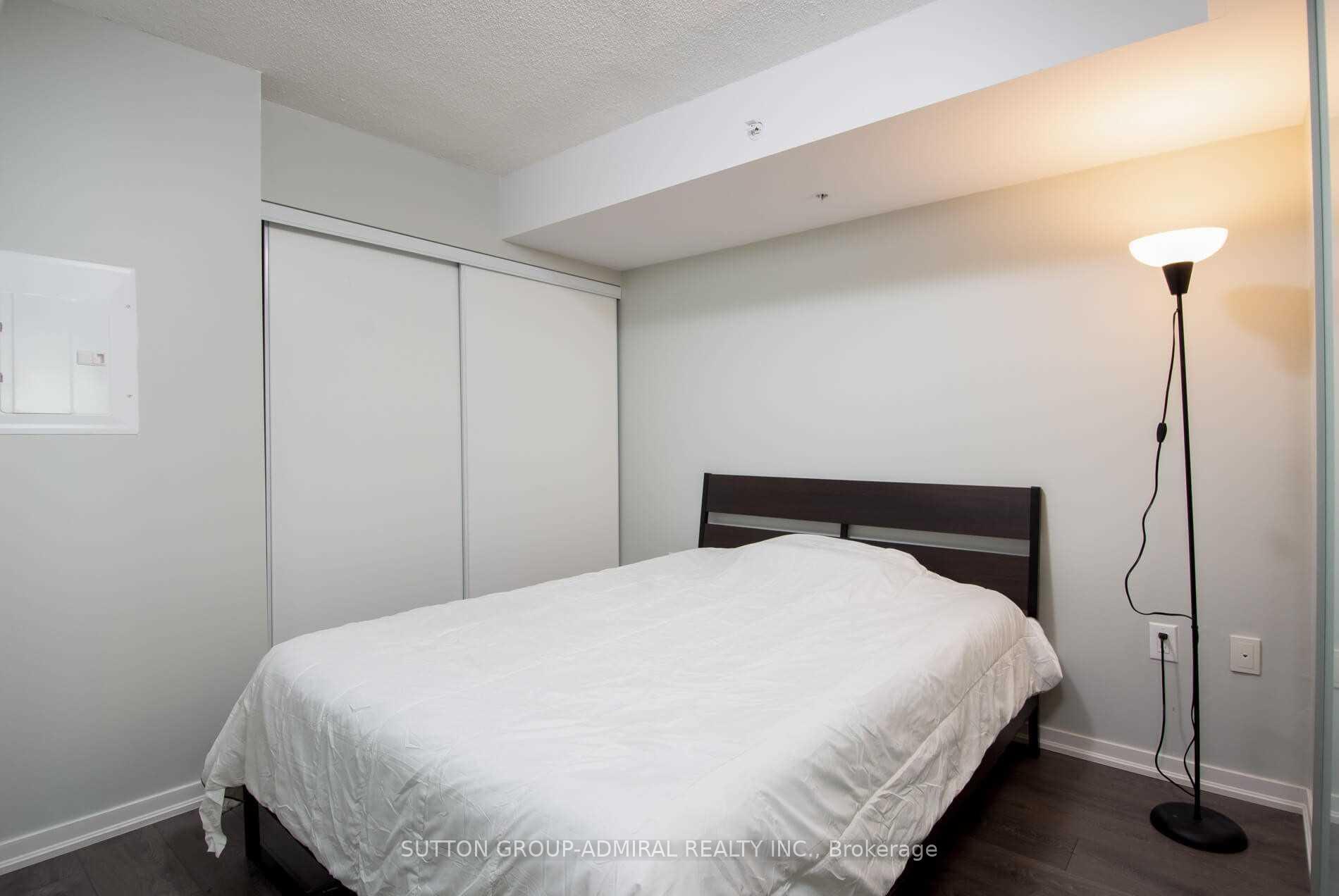 Photo 7 of Unit 512W, 36 Lisgar Street, Toronto, Niagara — HOMEH