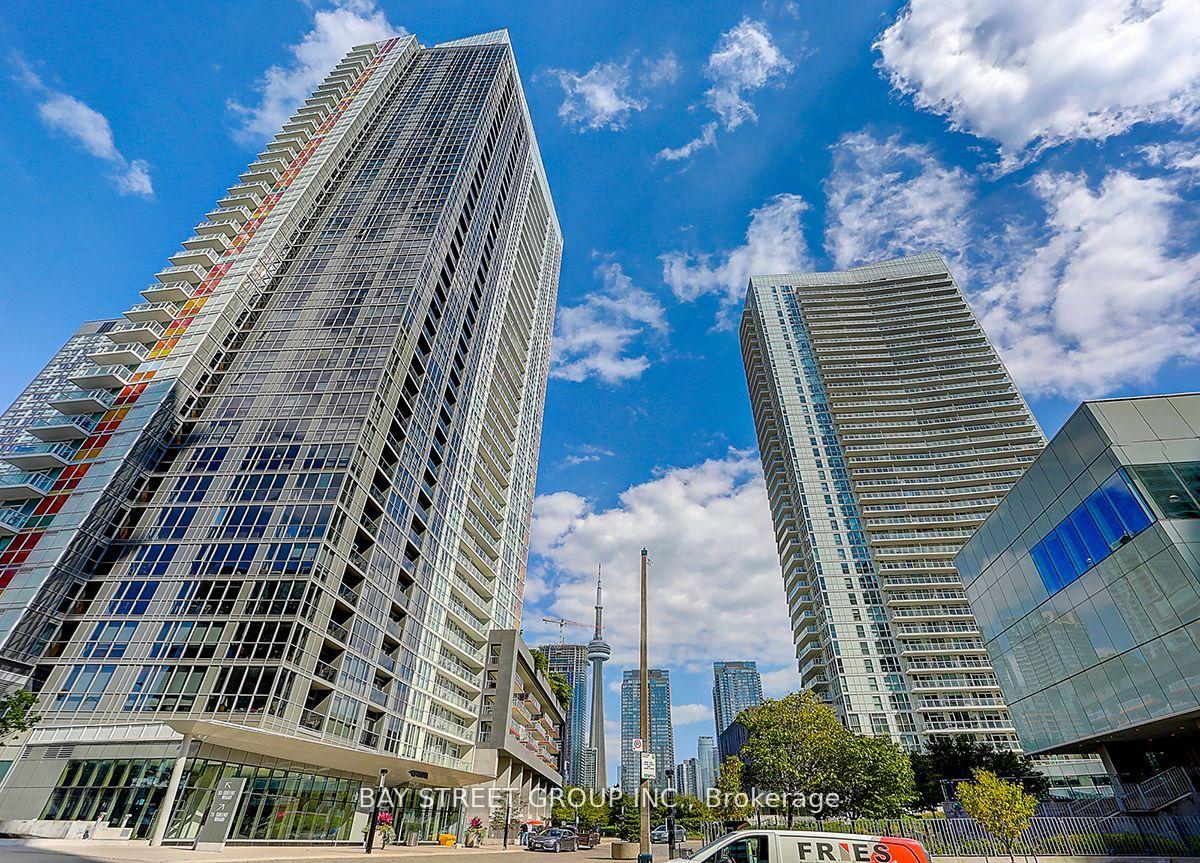 Photo 1 of Unit 521, 85 Queens Wharf Road, Toronto, Waterfront Communities — HOMEH