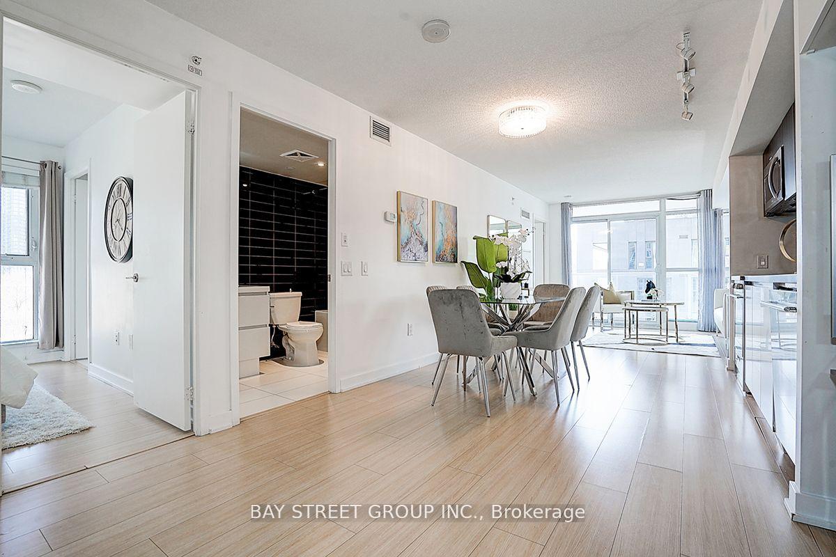 Photo 4 of Unit 521, 85 Queens Wharf Road, Toronto, Waterfront Communities — HOMEH