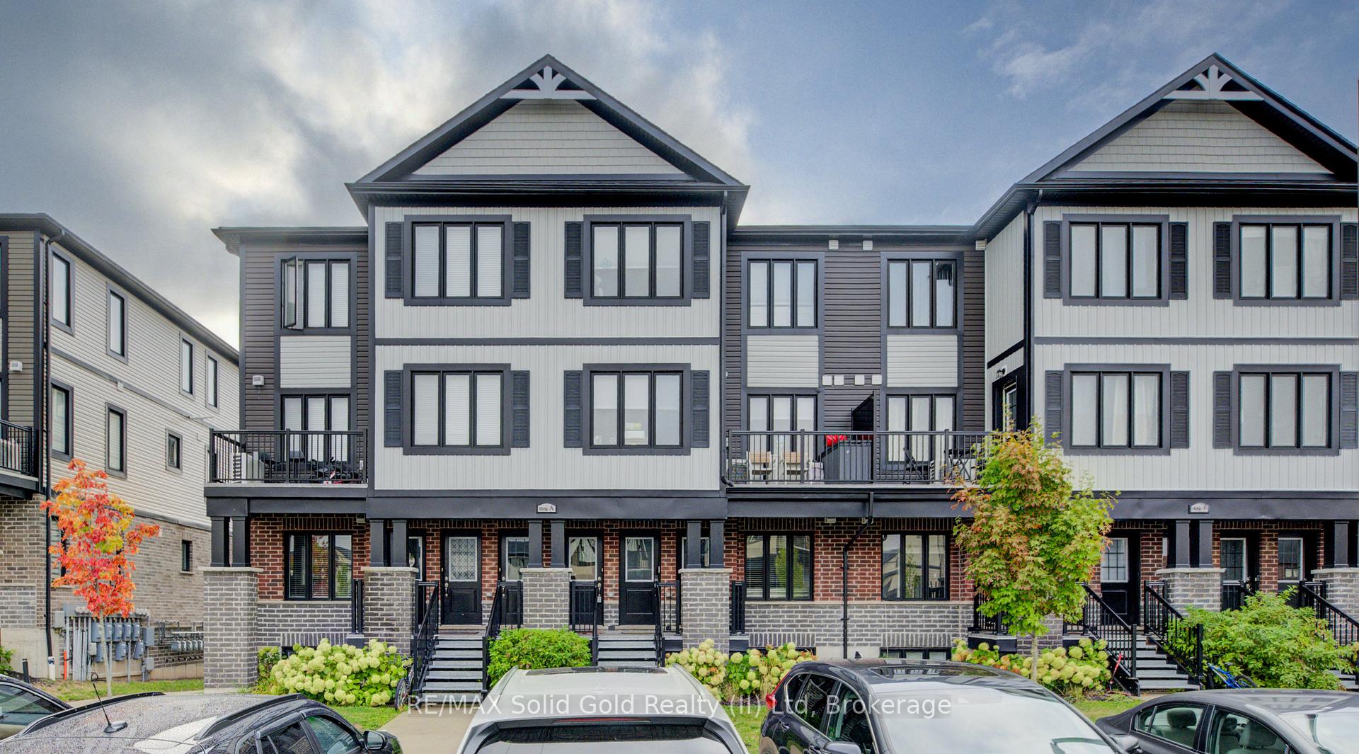 Front of Unit A4, 160 Rochefort Street