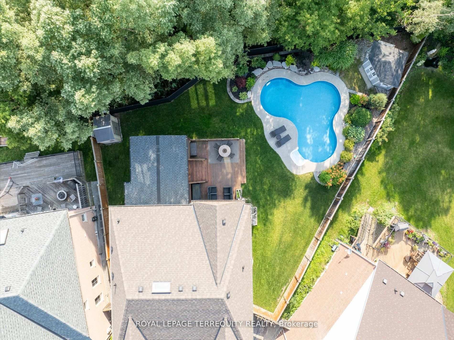 Photo 8 of Unit Lower, 55 Rushbrooke Way, Ajax, Northeast Ajax — HOMEH