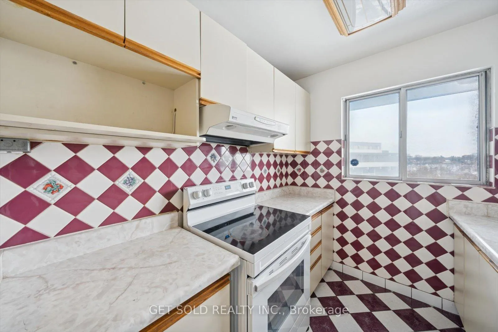 Photo 7 of Unit 309, 55 Sunny Glenway, Toronto, Flemingdon Park — HOMEH