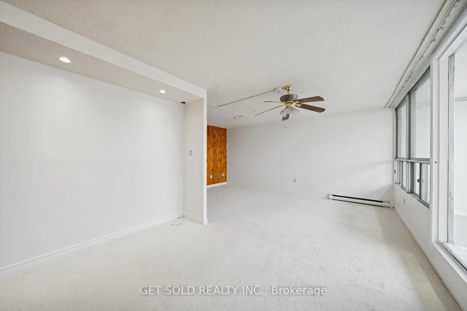 Photo 10 of Unit 309, 55 Sunny Glenway, Toronto, Flemingdon Park — HOMEH