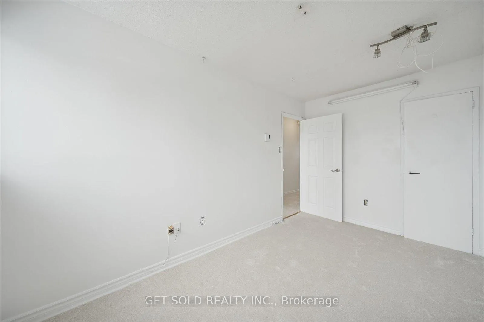 Photo 20 of Unit 309, 55 Sunny Glenway, Toronto, Flemingdon Park — HOMEH