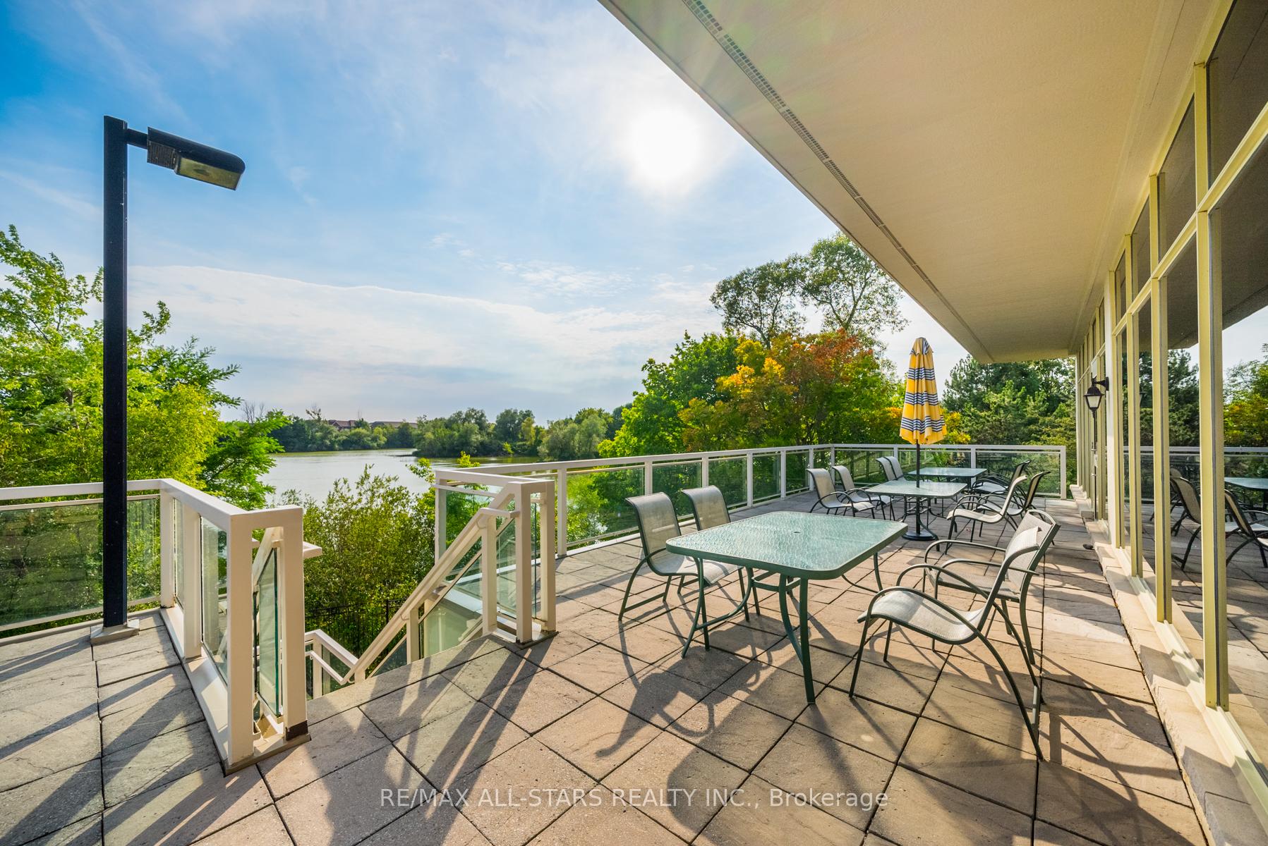 Photo 37 of 19 Christina Falls Way, Markham, Greensborough — HOMEH