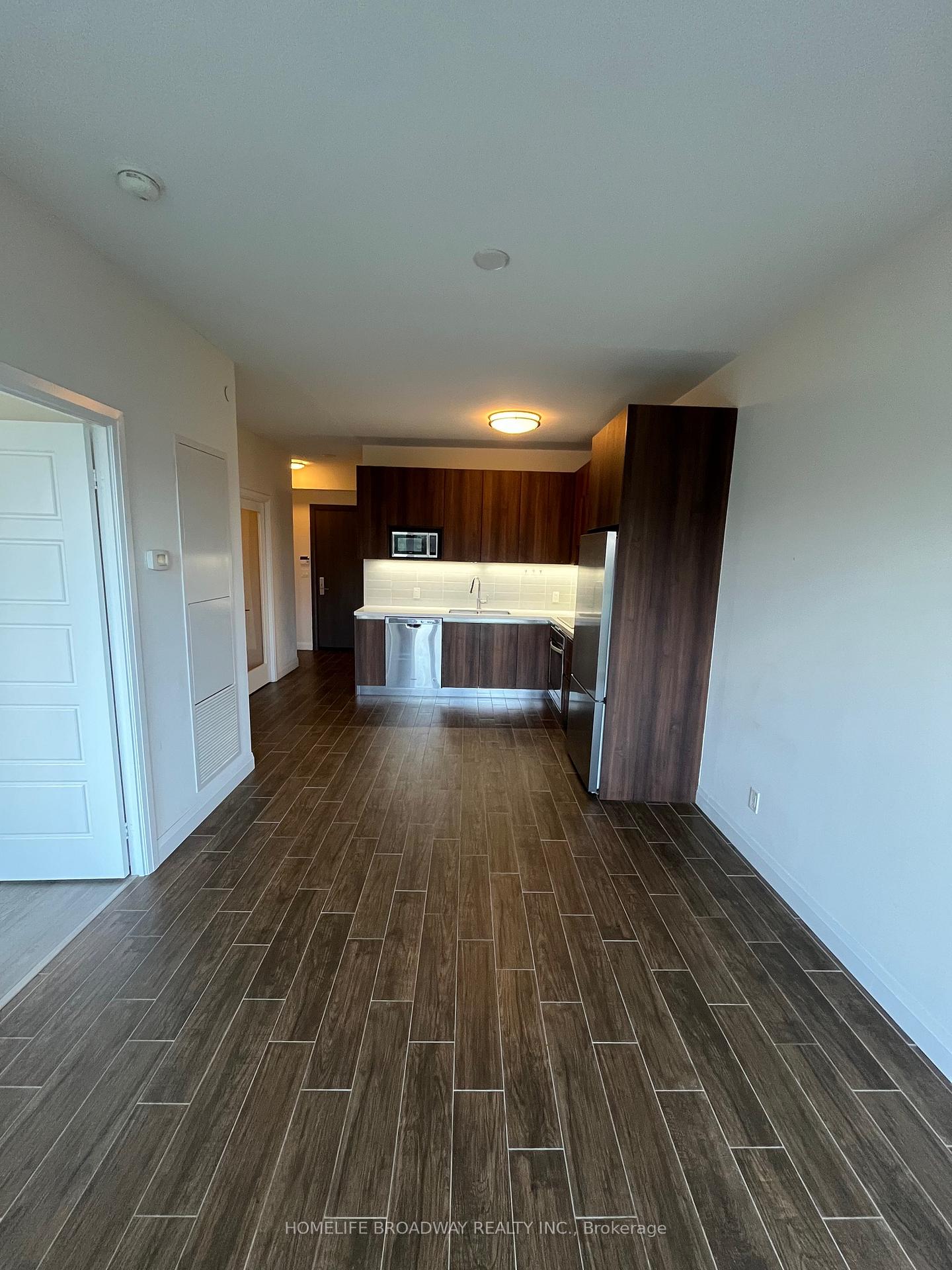 Photo 2 of Unit 719, 15 Water Walk Drive, Markham, Unionville — HOMEH
