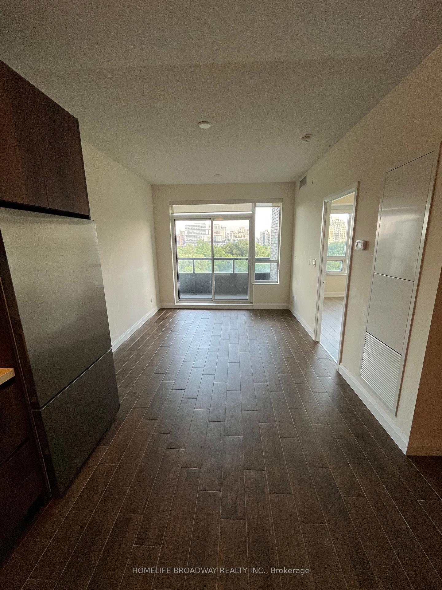 Photo 7 of Unit 719, 15 Water Walk Drive, Markham, Unionville — HOMEH