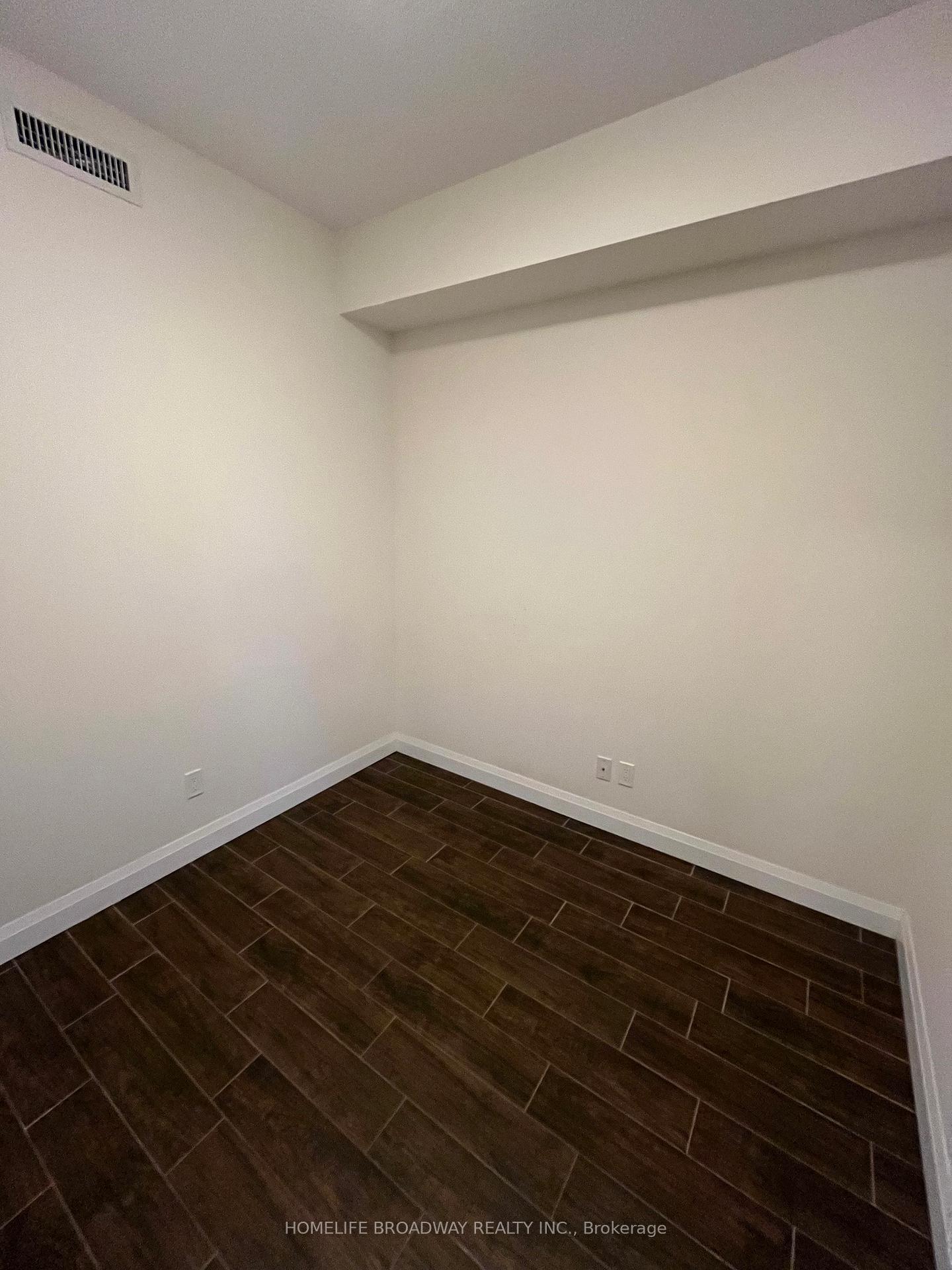 Photo 13 of Unit 719, 15 Water Walk Drive, Markham, Unionville — HOMEH