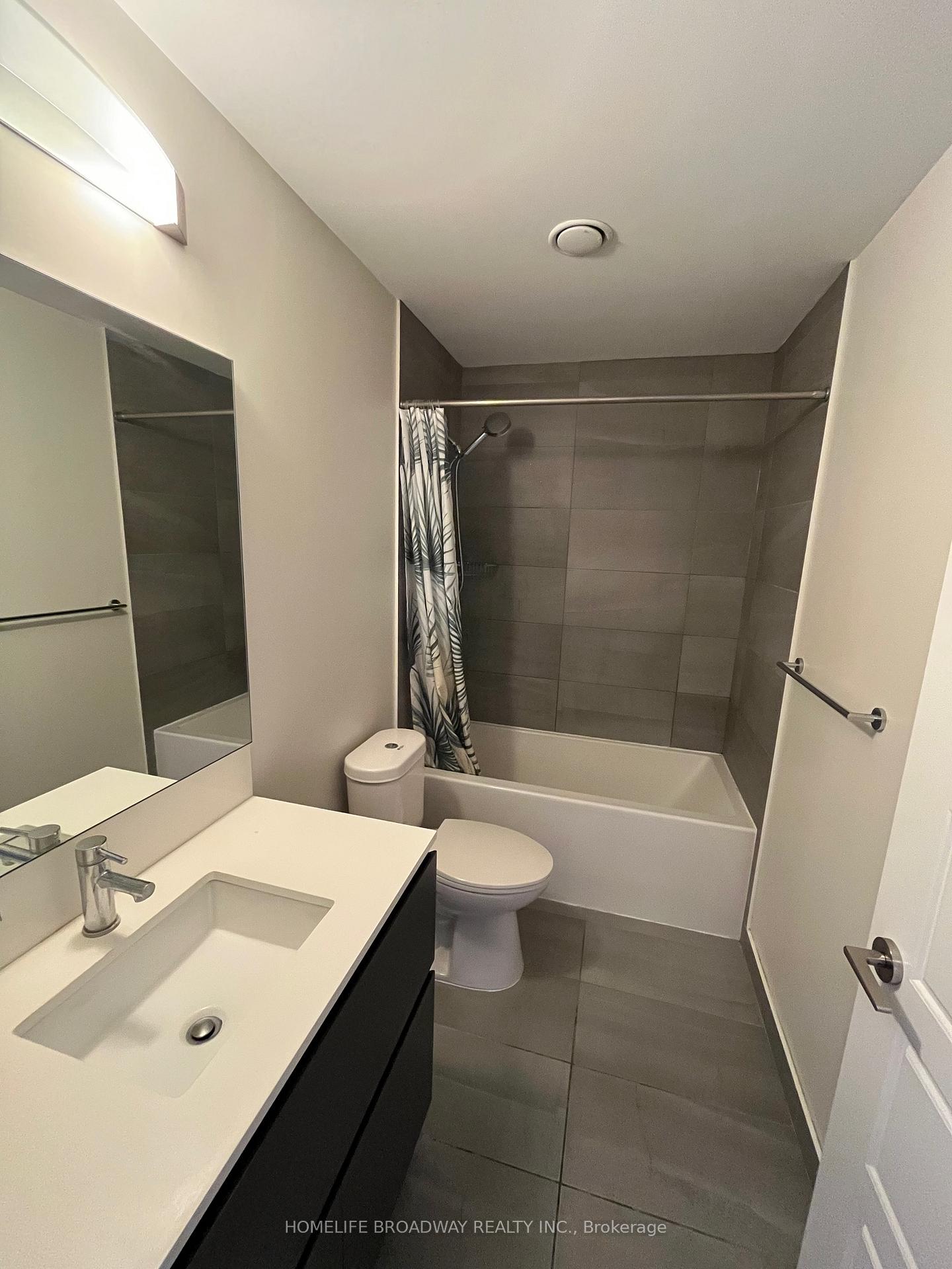 Photo 14 of Unit 719, 15 Water Walk Drive, Markham, Unionville — HOMEH