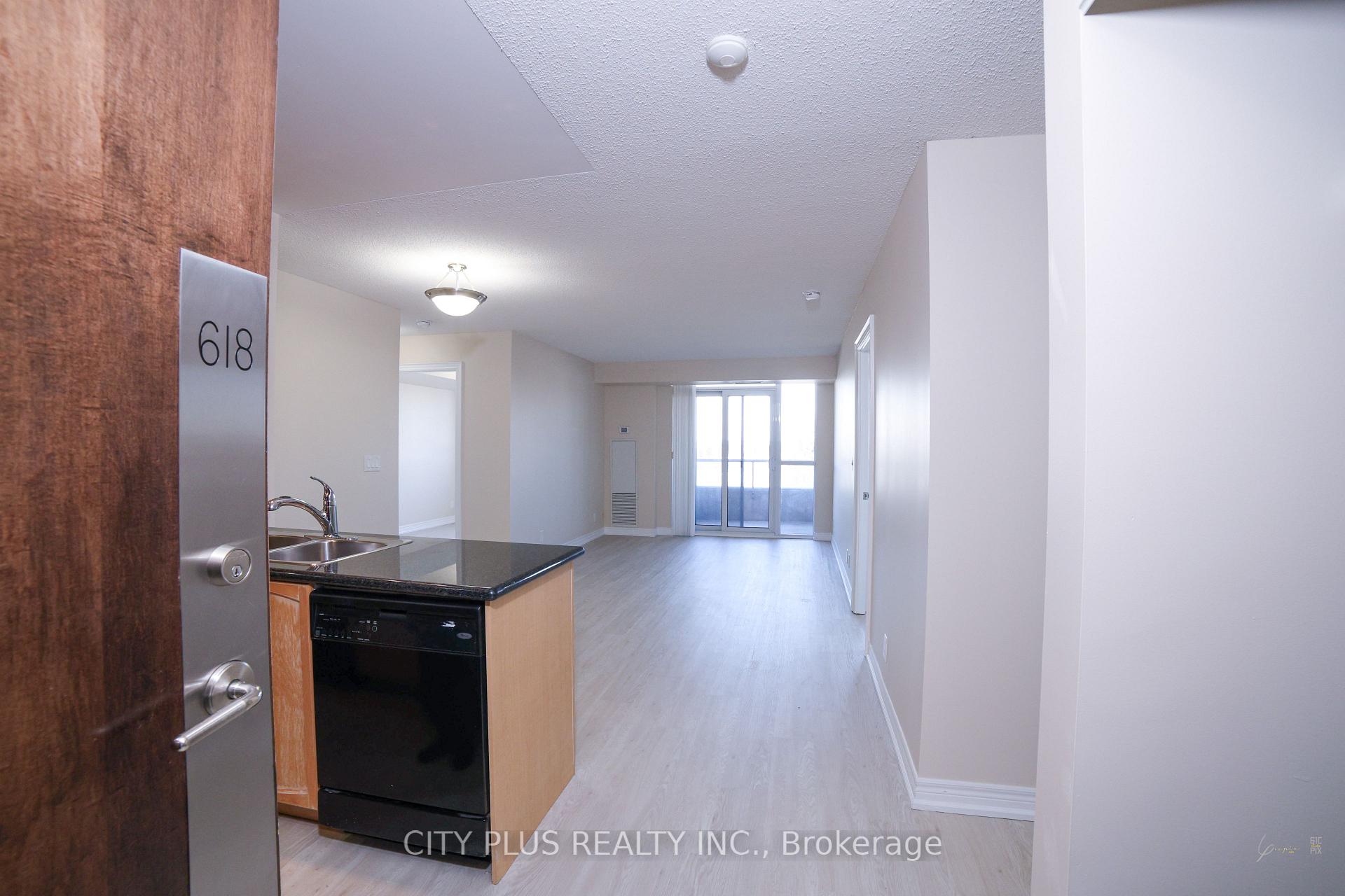 Photo 8 of Unit 618, 33 Cox Boulevard, Markham, Unionville — HOMEH