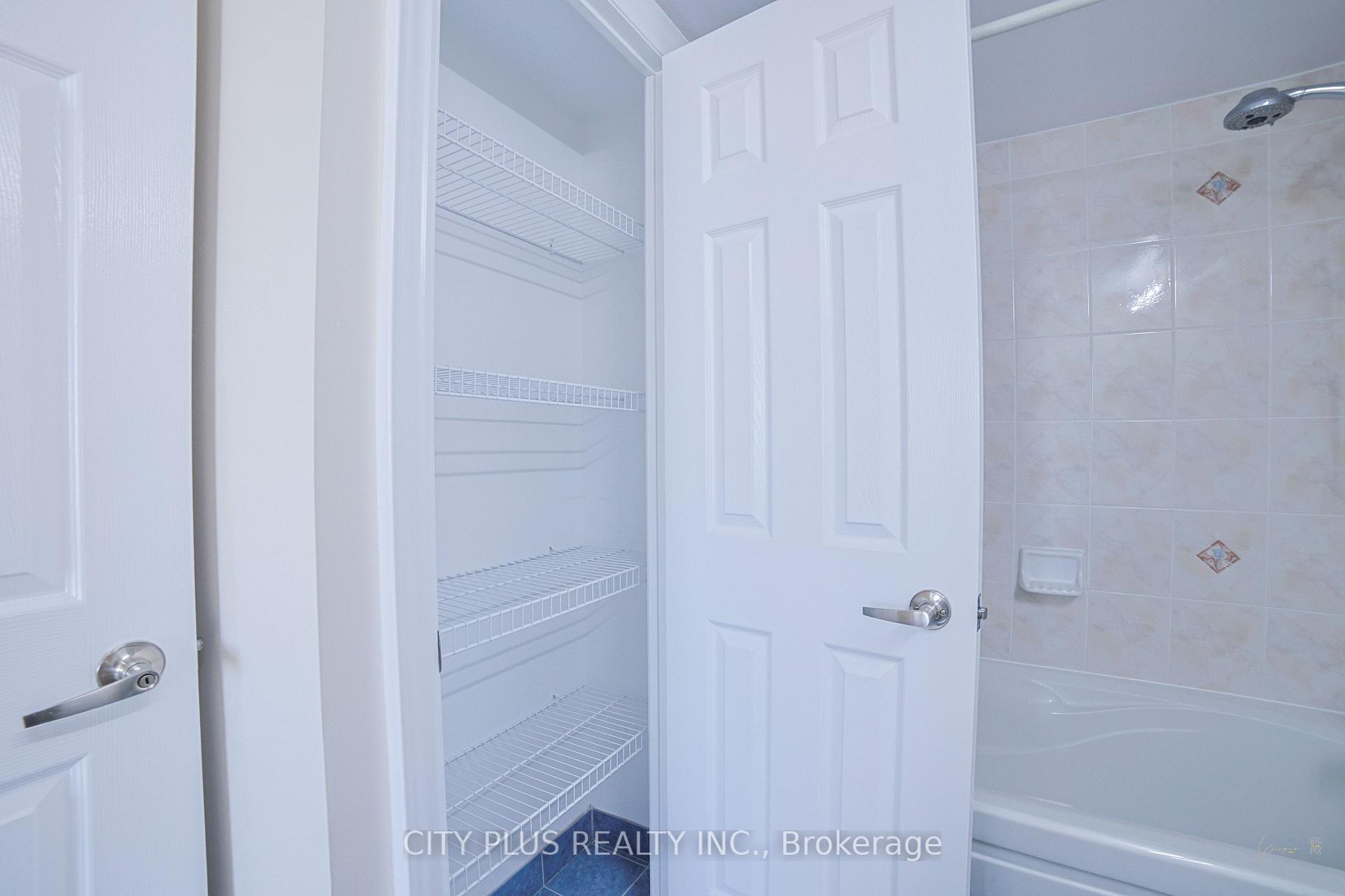 Photo 15 of Unit 618, 33 Cox Boulevard, Markham, Unionville — HOMEH