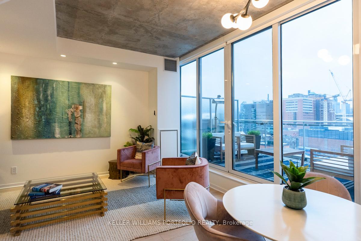 Photo 2 of Unit 806, 301 Markham Street, Toronto, Trinity-Bellwoods — HOMEH