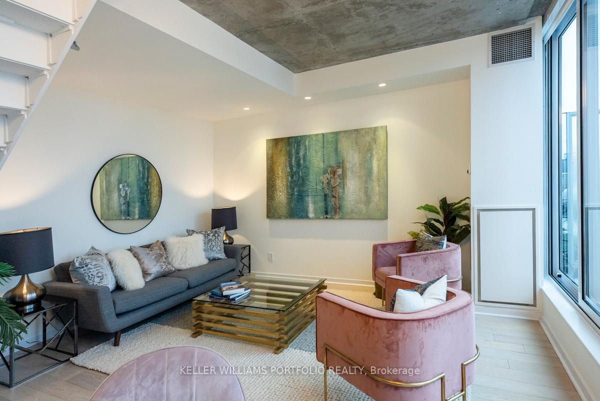 Photo 3 of Unit 806, 301 Markham Street, Toronto, Trinity-Bellwoods — HOMEH