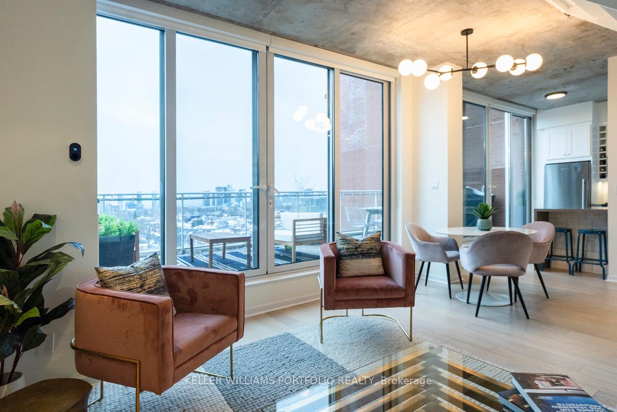 Photo 4 of Unit 806, 301 Markham Street, Toronto, Trinity-Bellwoods — HOMEH